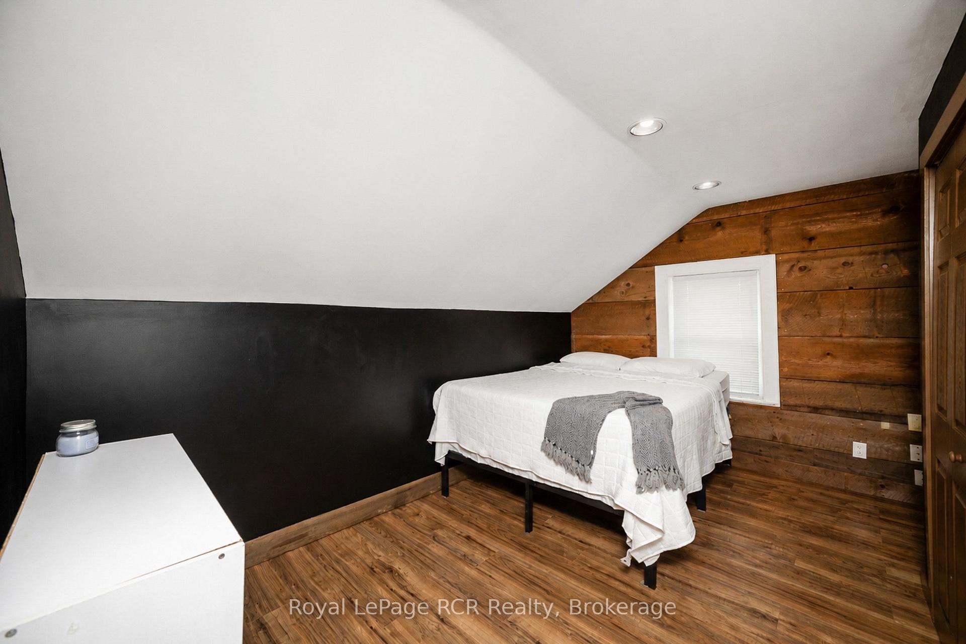 Photo 26 of 56 Main Street E, Grey Highlands — HOMEH