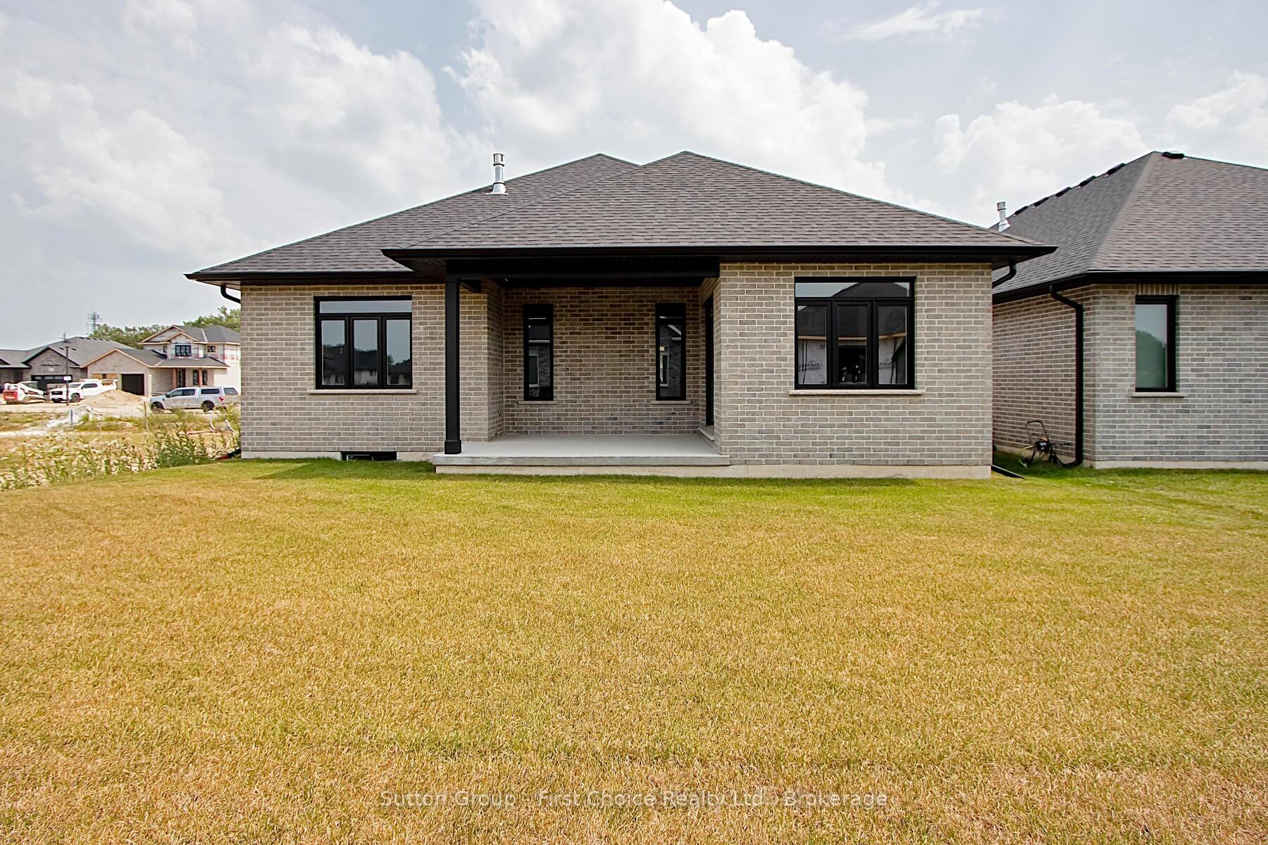 Photo 30 of 117 Kastner Street, Stratford — HOMEH
