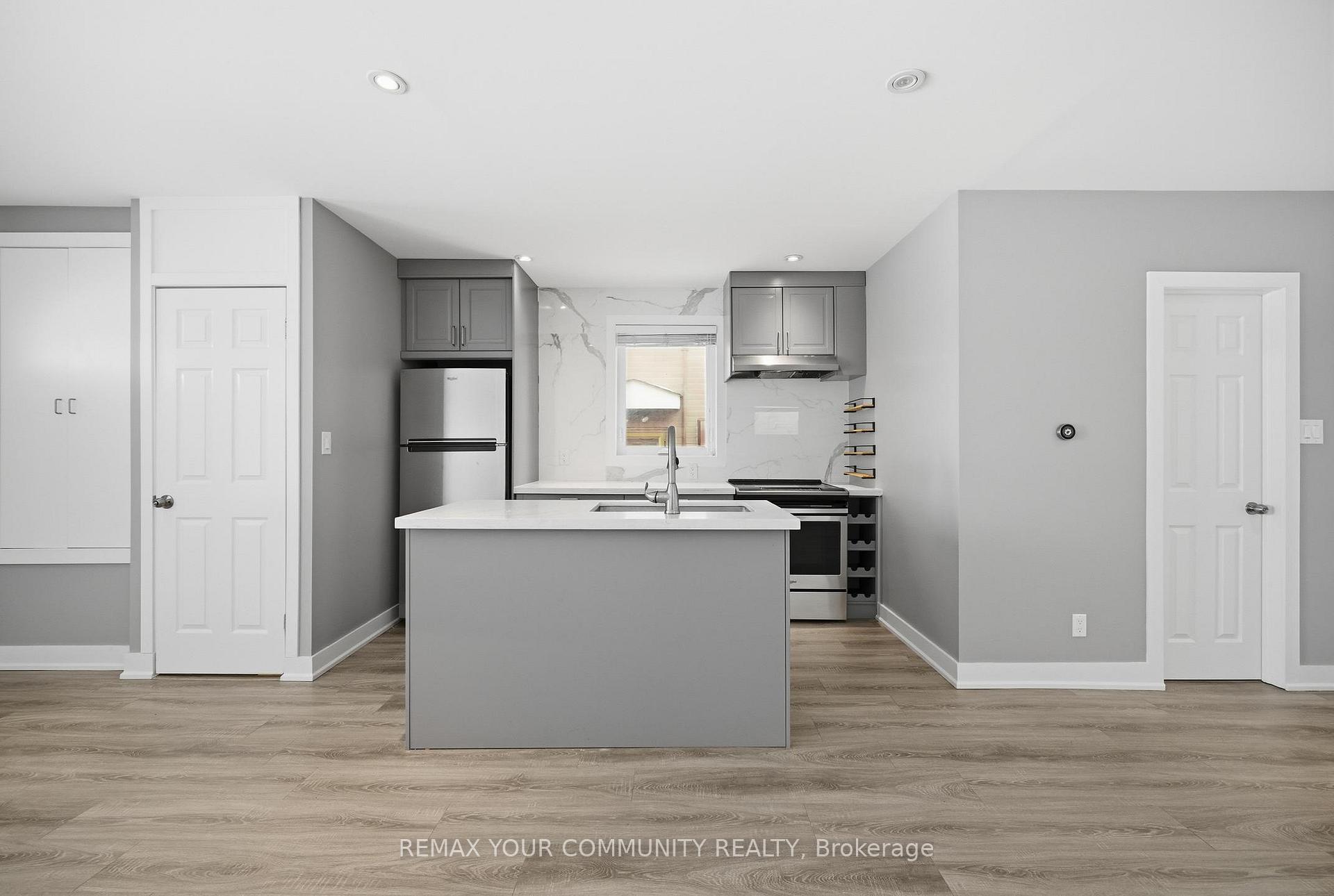Photo 6 of 172 Times Road, North York, Briar Hill-Belgravia — HOMEH