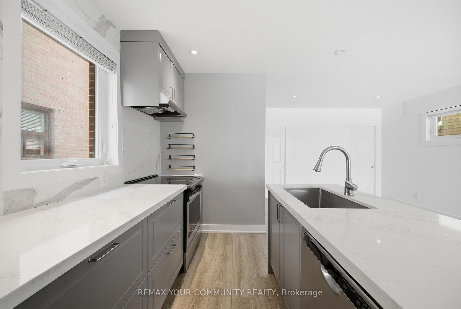 Photo 7 of 172 Times Road, North York, Briar Hill-Belgravia — HOMEH