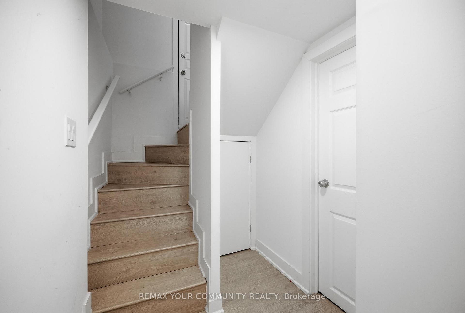 Photo 18 of 172 Times Road, North York, Briar Hill-Belgravia — HOMEH