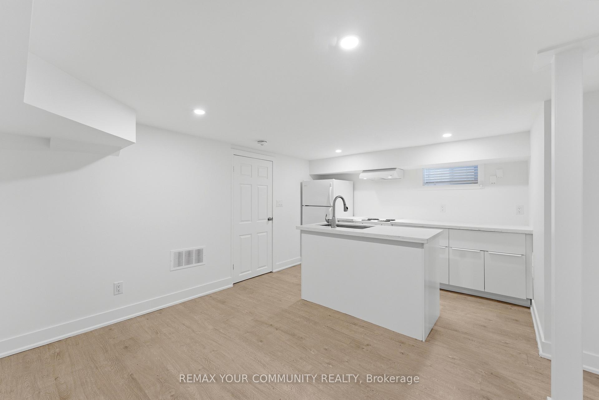 Photo 19 of 172 Times Road, North York, Briar Hill-Belgravia — HOMEH