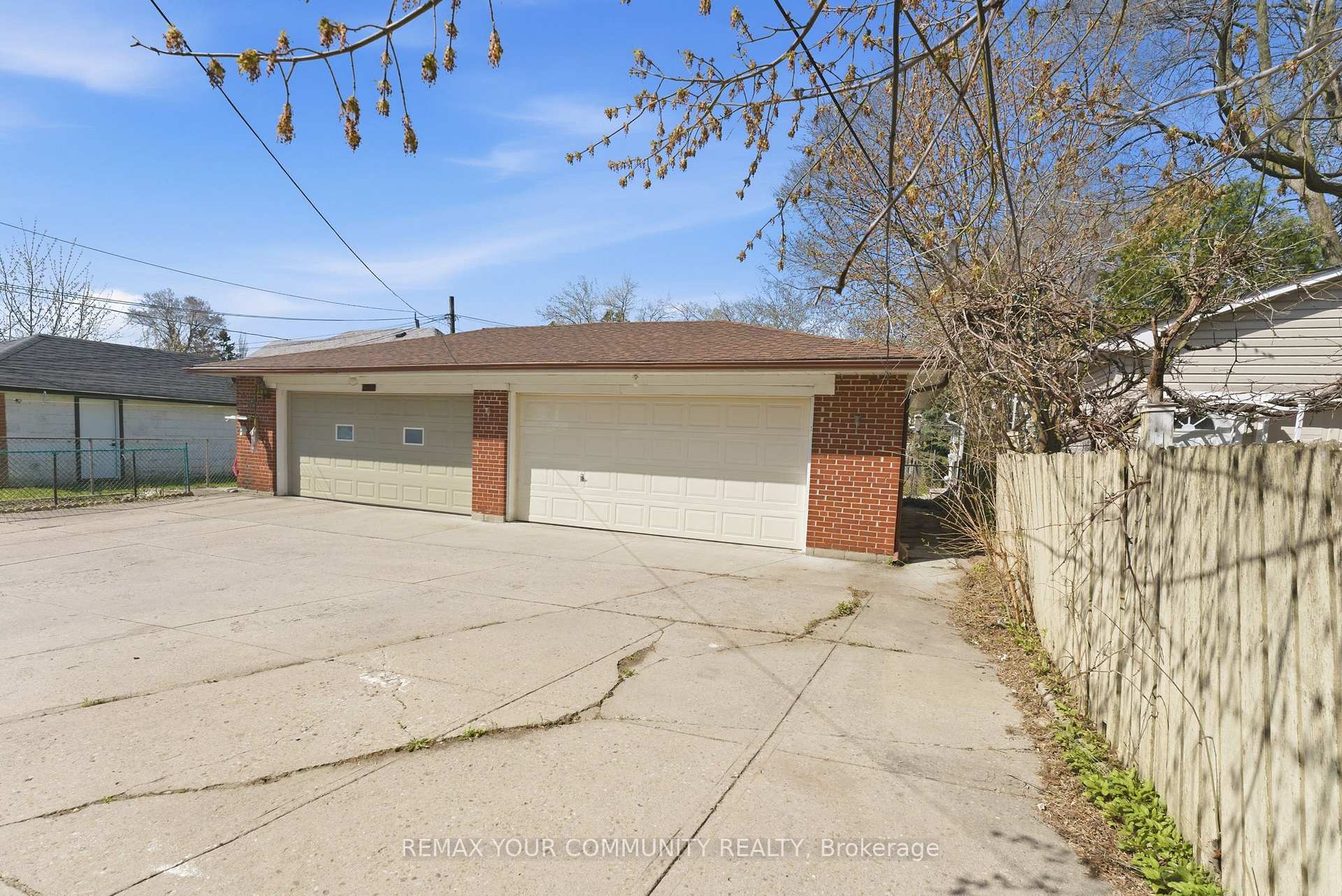 Photo 27 of 172 Times Road, North York, Briar Hill-Belgravia — HOMEH