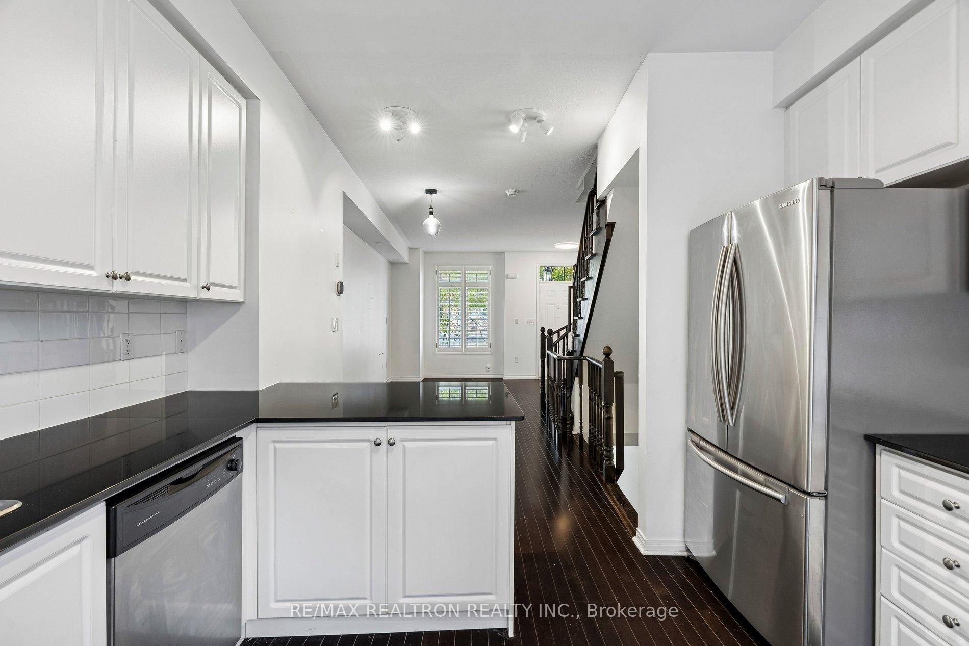 Photo 14 of Unit 35, 97 The Queensway, Toronto, High Park-Swansea — HOMEH