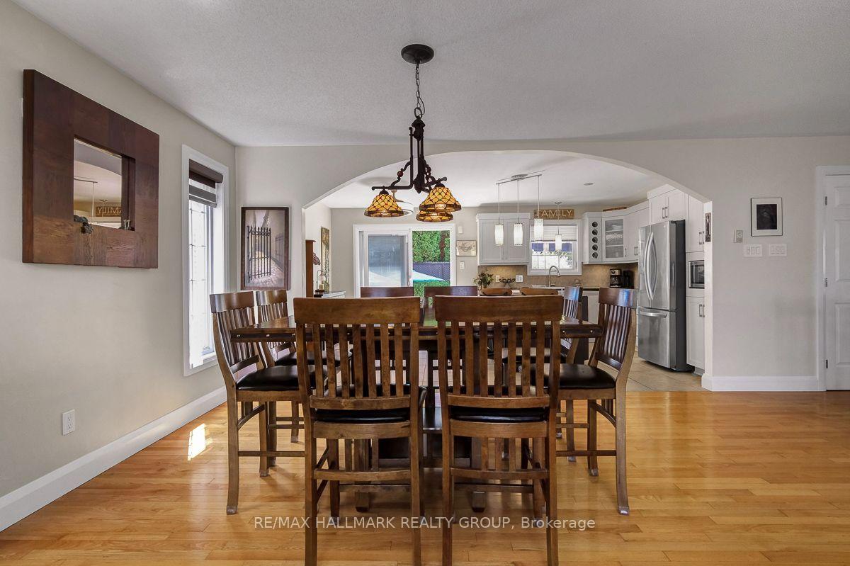 Photo 11 of 75 Lloydalex Crescent, Ottawa, Stittsville (North) — HOMEH