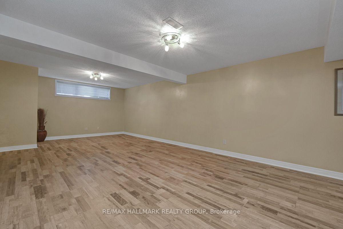 Photo 41 of 75 Lloydalex Crescent, Ottawa, Stittsville (North) — HOMEH