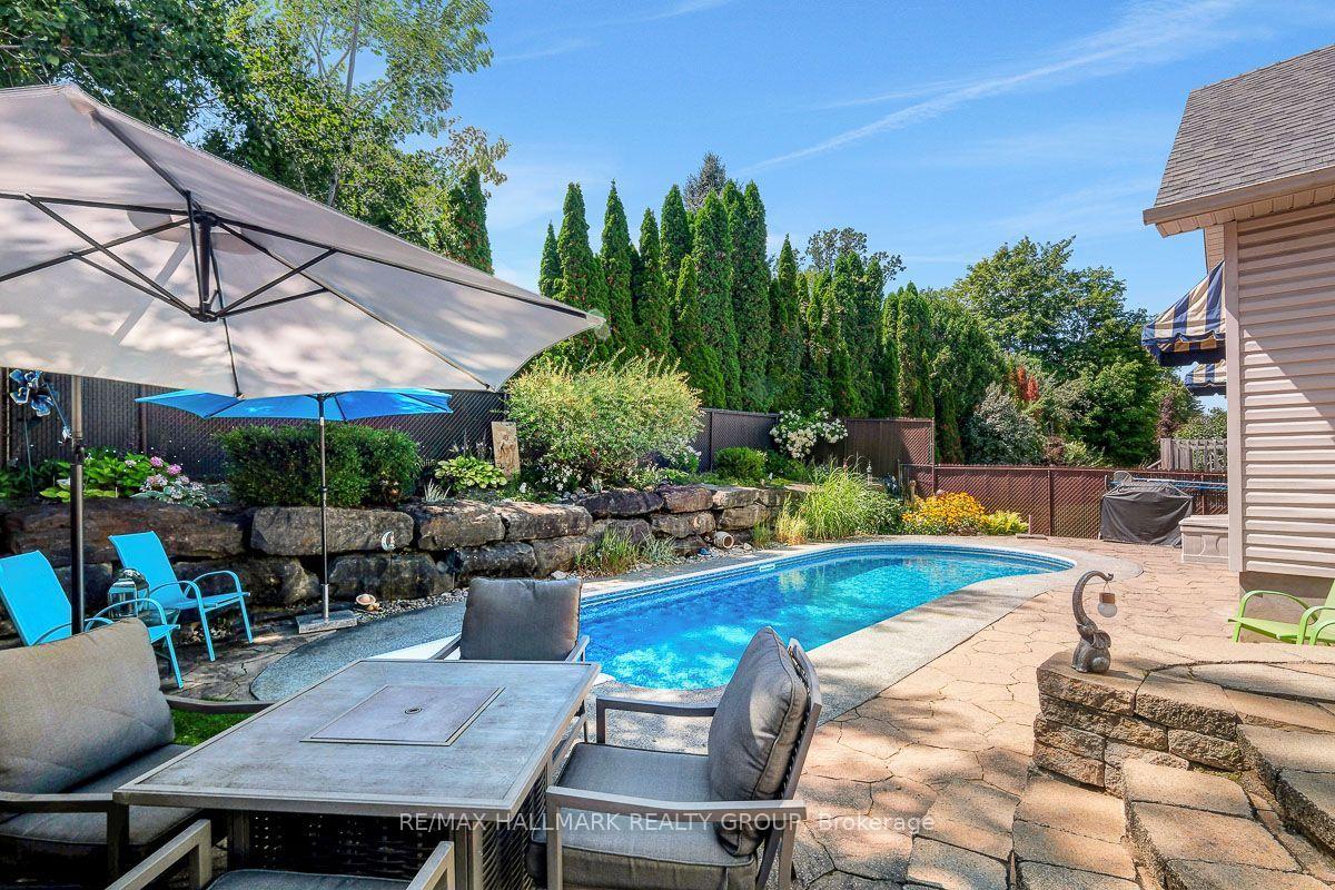 Photo 44 of 75 Lloydalex Crescent, Ottawa, Stittsville (North) — HOMEH