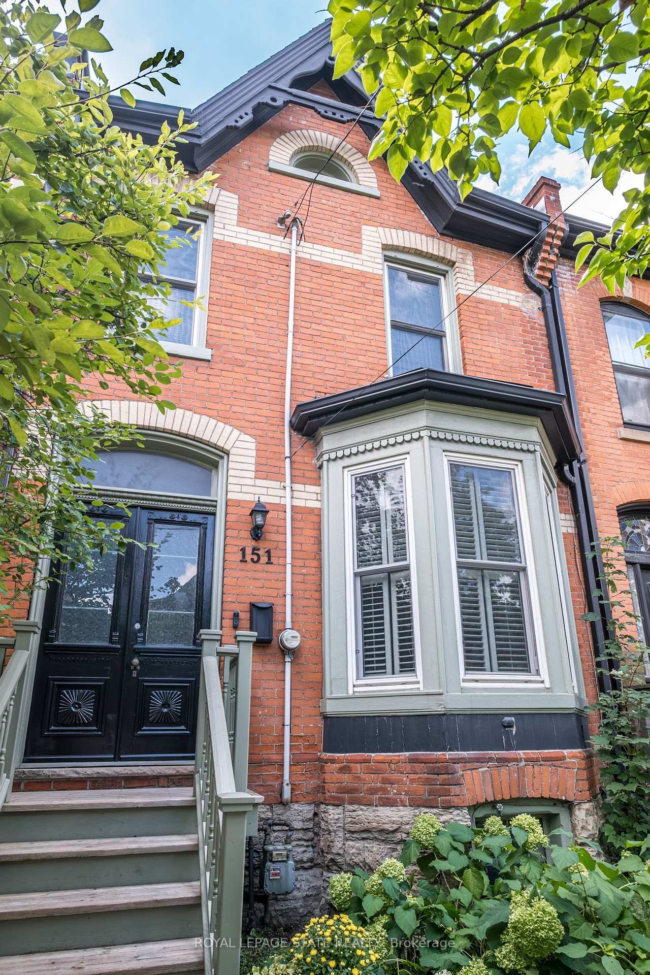 Photo 2 of 151 Markland Street, Hamilton, Durand — HOMEH