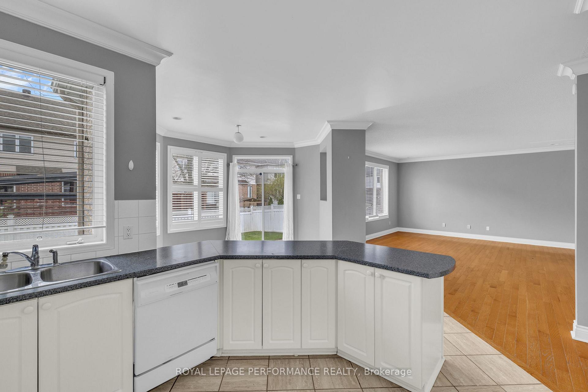 Photo 10 of 2415 Des Pruches Avenue, Ottawa, Chapel Hill South - Orleans Village — HOMEH