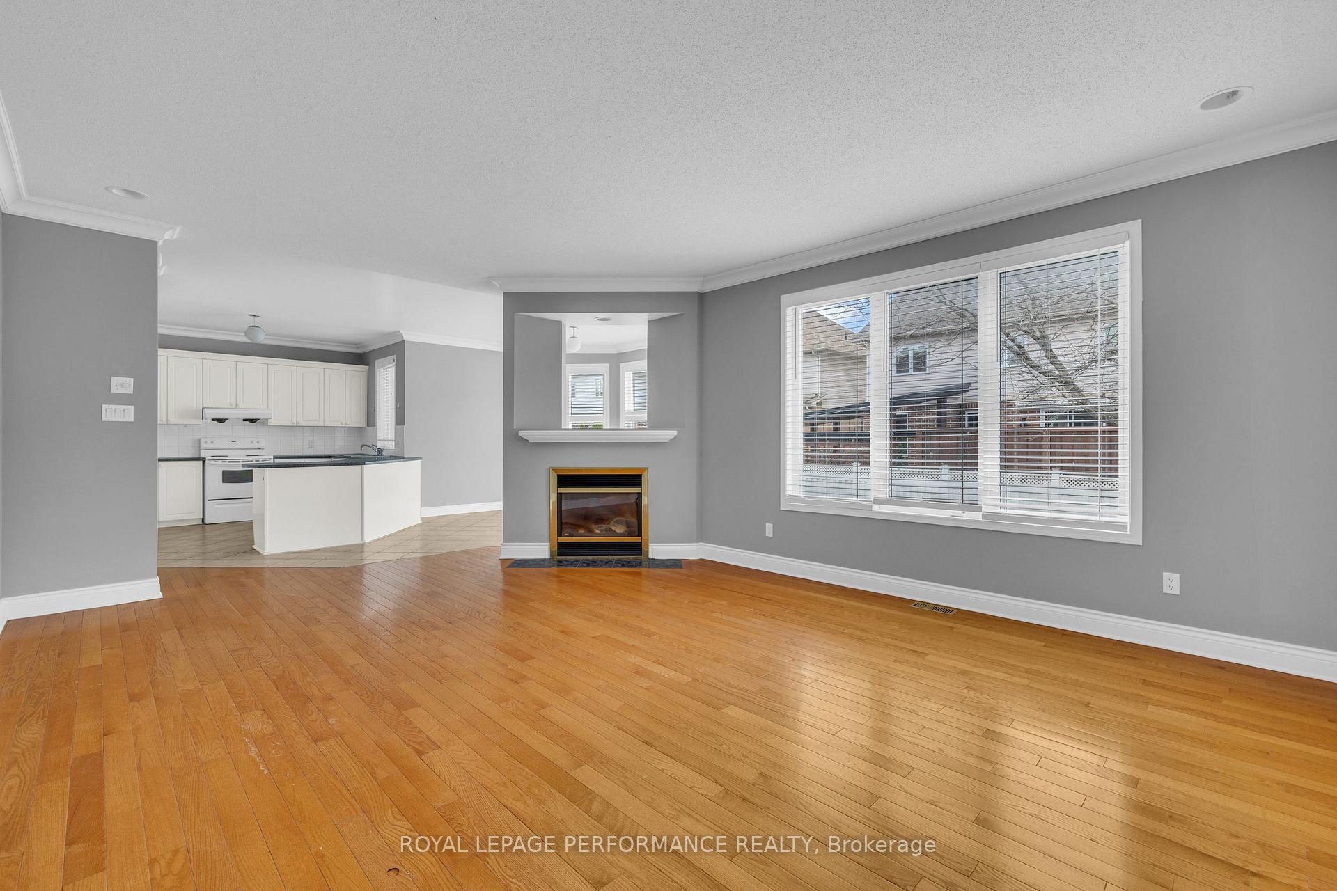 Photo 14 of 2415 Des Pruches Avenue, Ottawa, Chapel Hill South - Orleans Village — HOMEH
