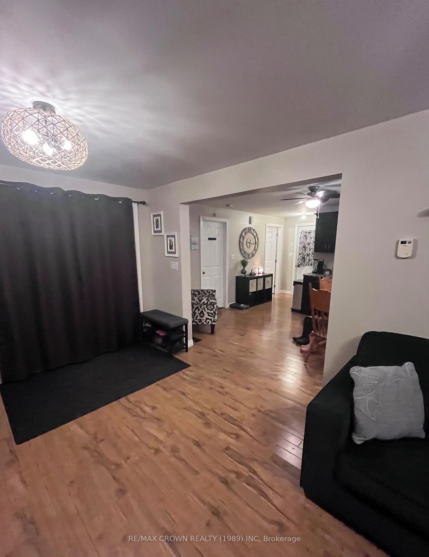 Photo 13 of 5 Glen Avenue, Cochrane — HOMEH