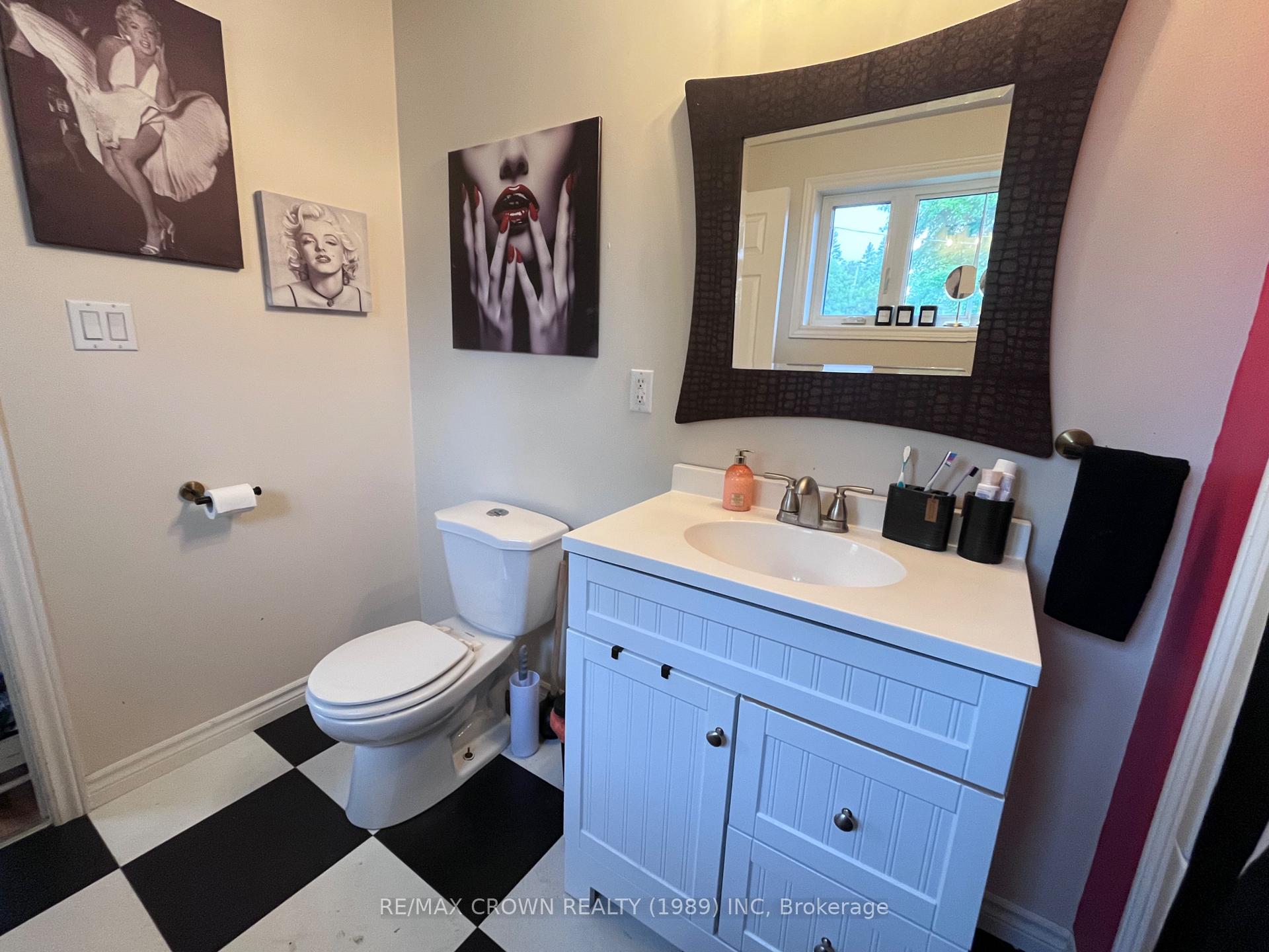 Photo 19 of 5 Glen Avenue, Cochrane — HOMEH