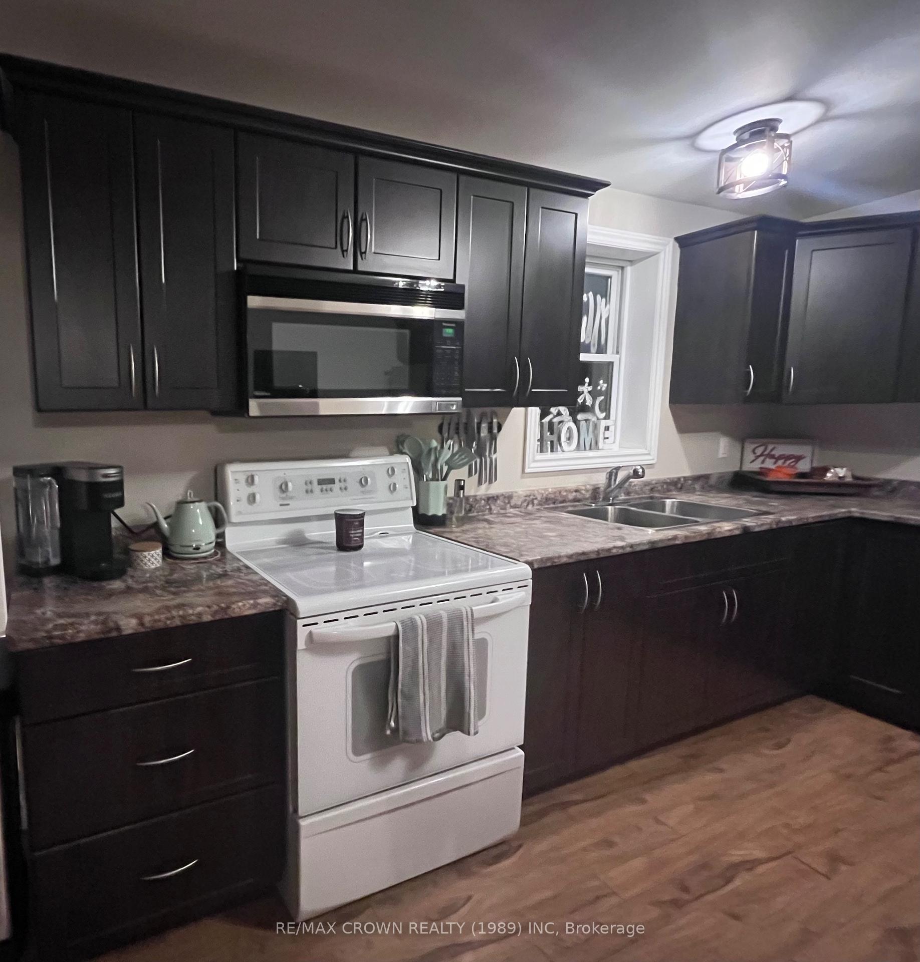 Photo 23 of 5 Glen Avenue, Cochrane — HOMEH