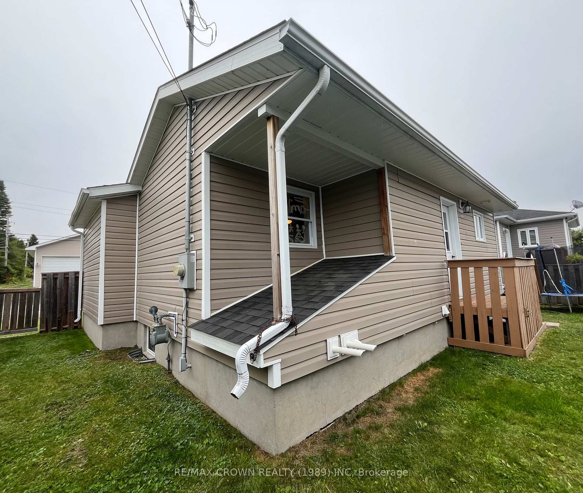 Photo 46 of 5 Glen Avenue, Cochrane — HOMEH