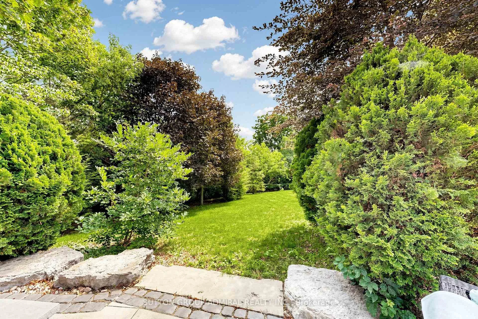 Photo 48 of 187 Davidson Drive, Vaughan, Islington Woods — HOMEH