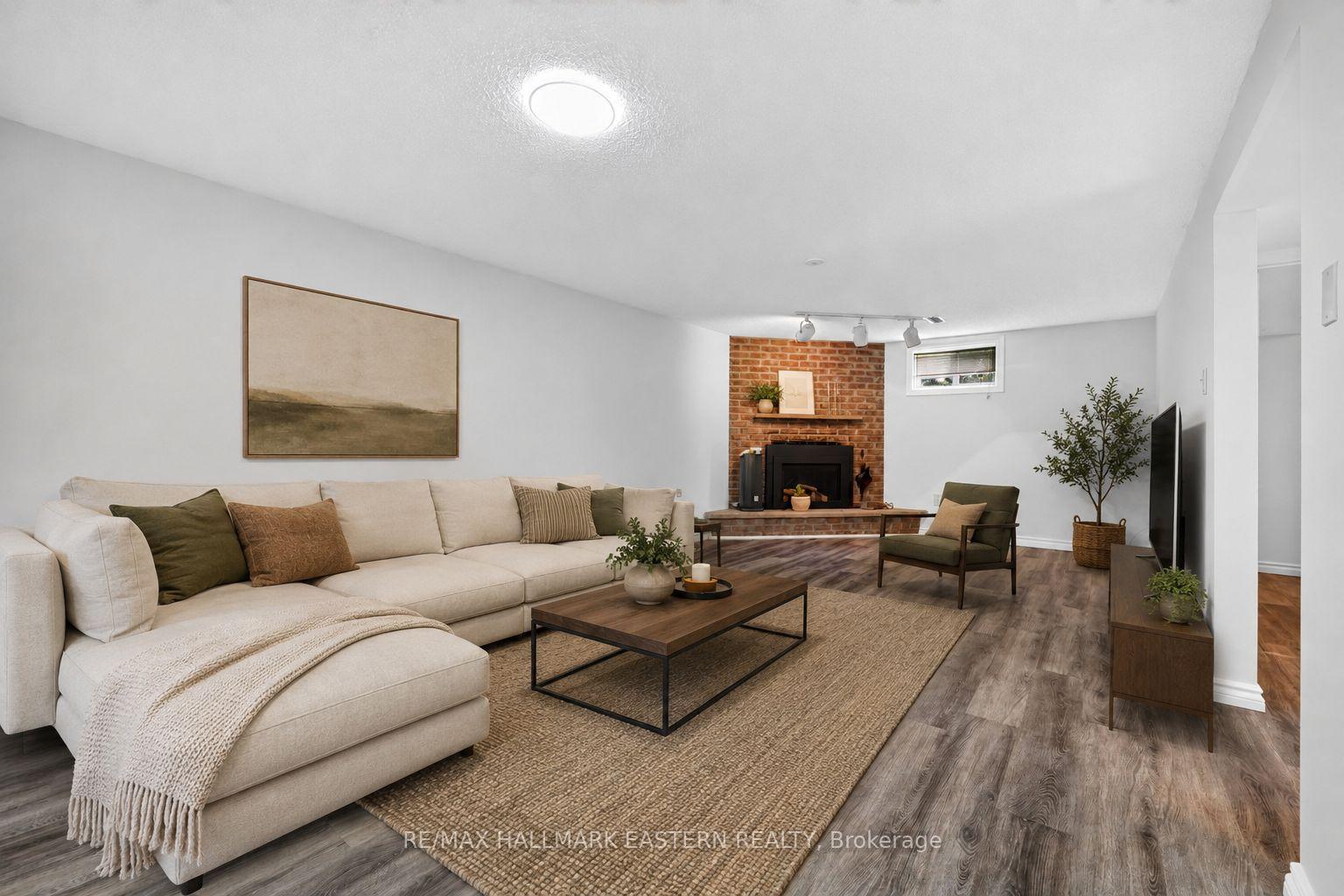 Photo 27 of 529 Seville Street, Oshawa, Vanier — HOMEH