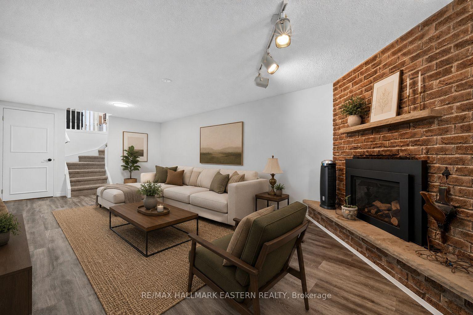 Photo 29 of 529 Seville Street, Oshawa, Vanier — HOMEH