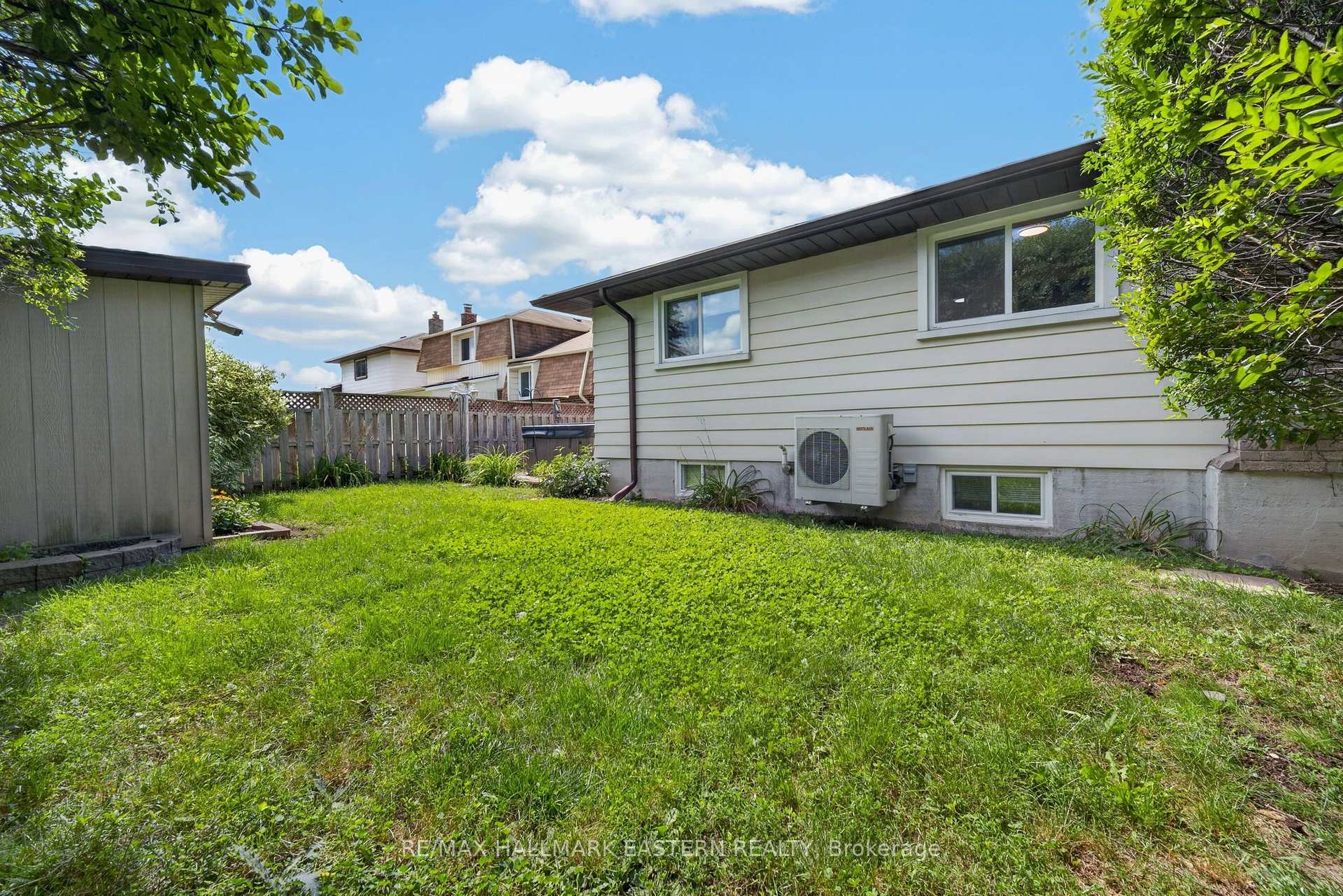 Photo 47 of 529 Seville Street, Oshawa, Vanier — HOMEH