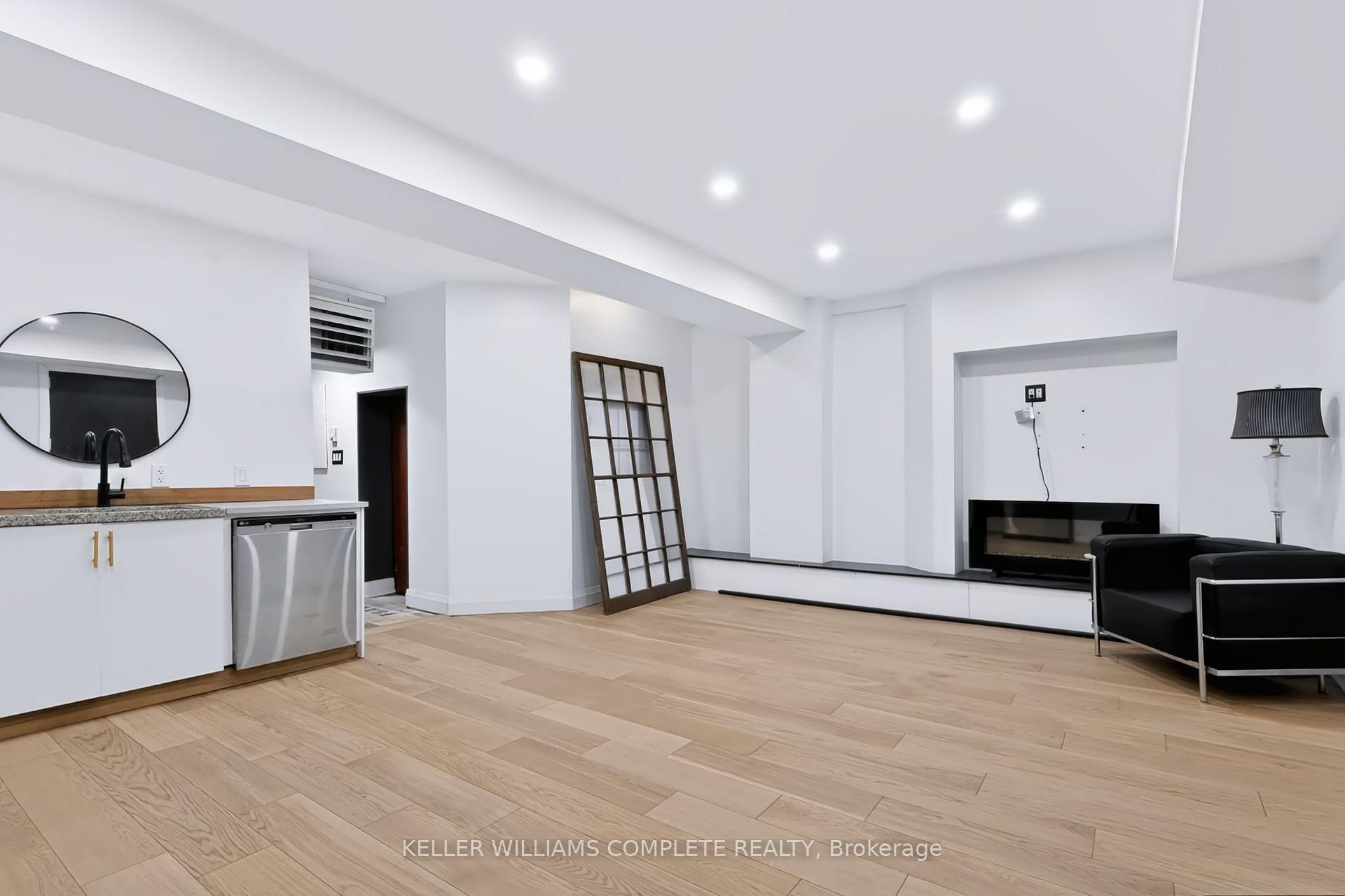 Photo 24 of 442 King William Street, Hamilton, Landsdale — HOMEH