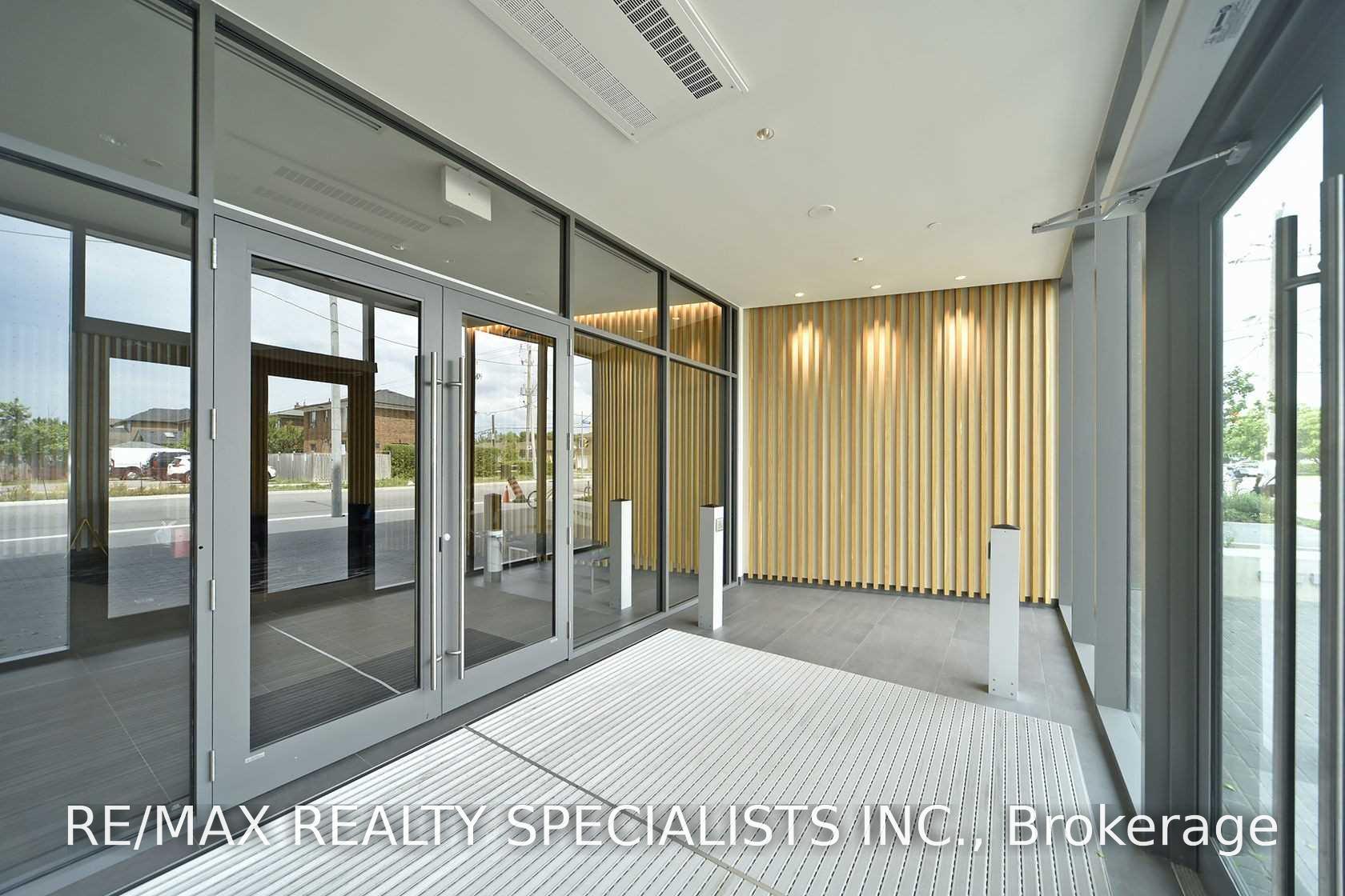 Photo 4 of Unit 801, 120 Varna Drive, Toronto, Englemount-Lawrence — HOMEH