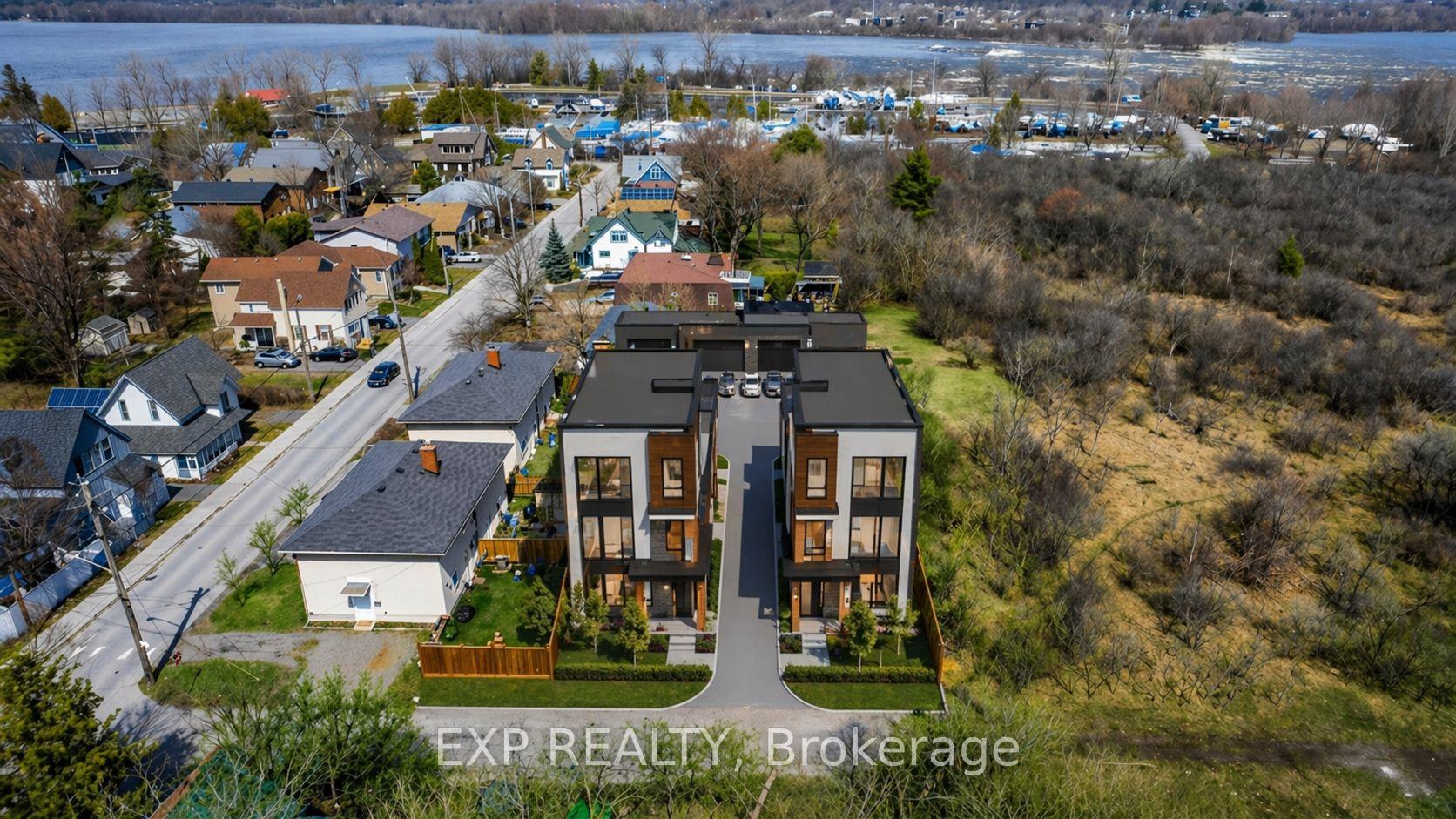 Photo 2 of 2725 Rowatt Street, Ottawa, Britannia — HOMEH
