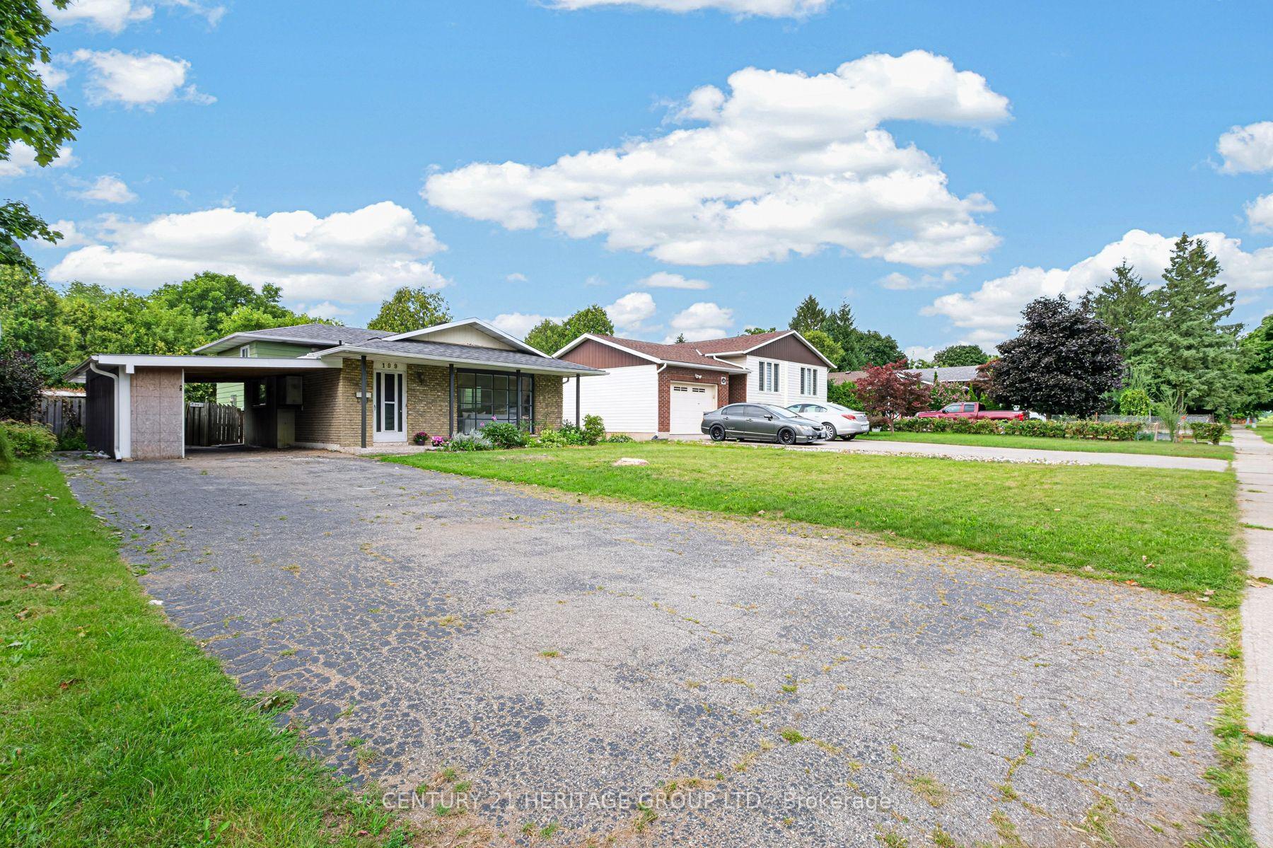 Photo 3 of 199 Paris Road, Brantford, Henderson-Sky Acres — HOMEH