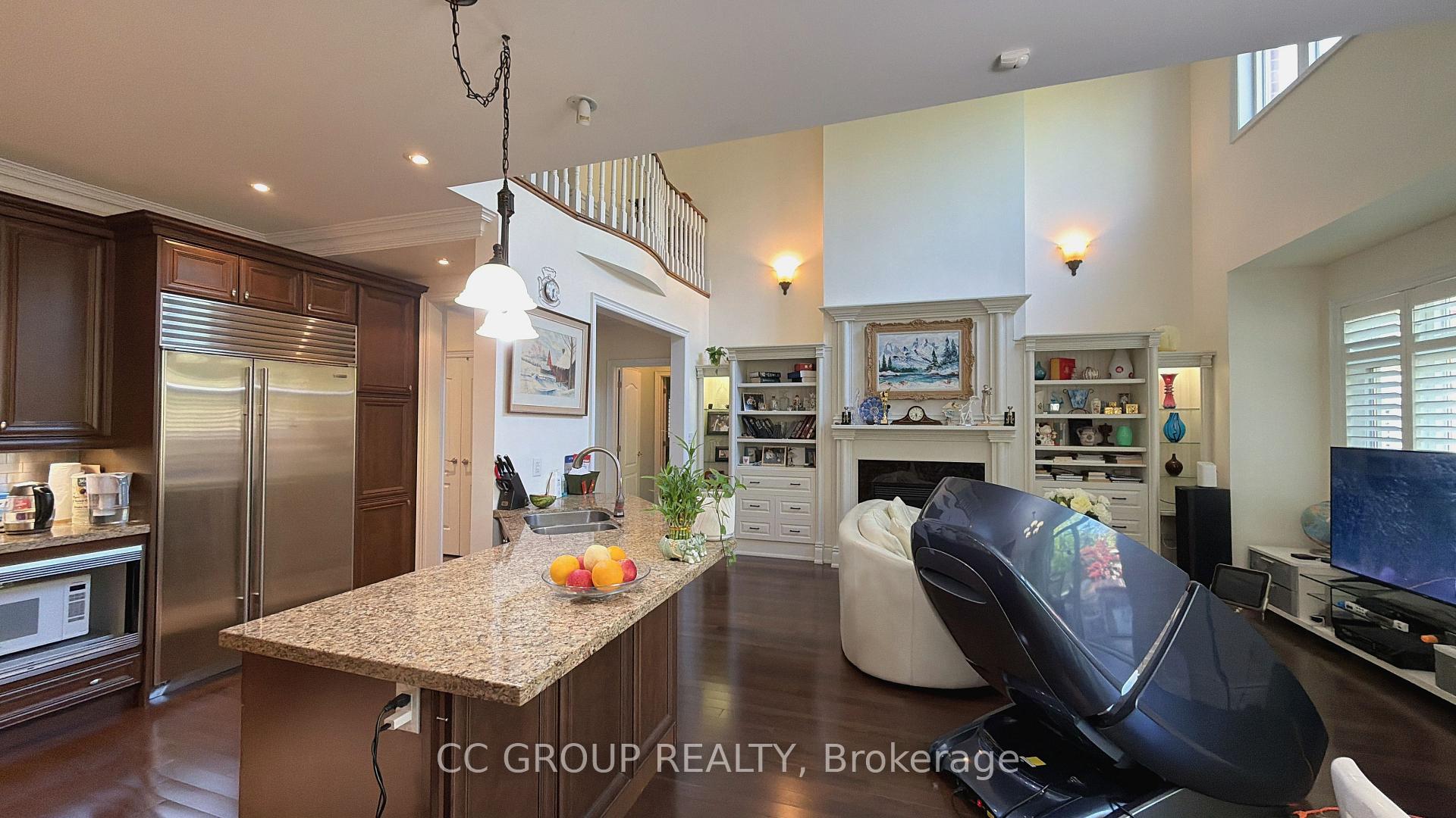 Photo 12 of 23 Yorkton Boulevard, Markham, Angus Glen — HOMEH