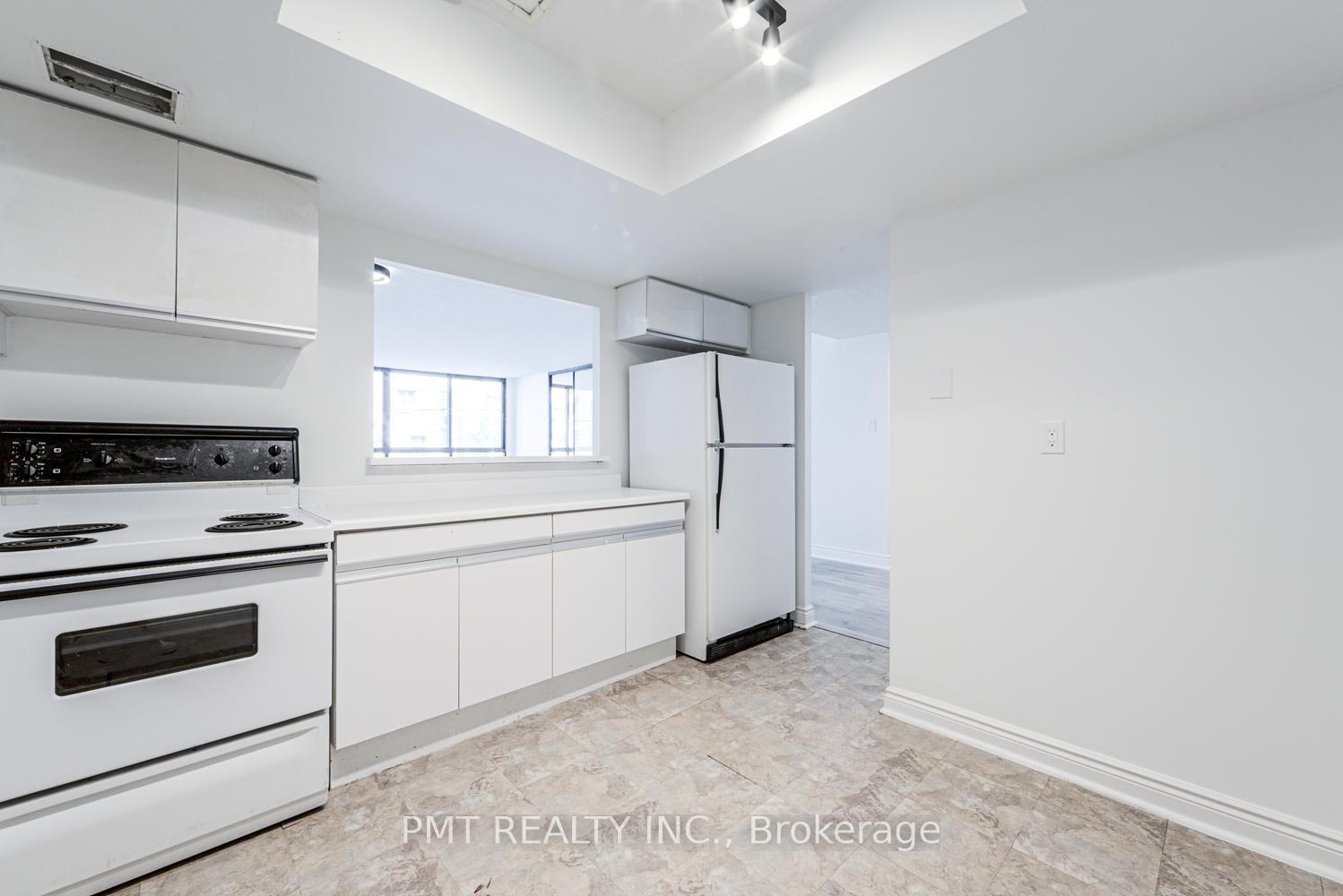 Photo 10 of Unit 202, 77 Carlton Street, Toronto, Church-Yonge Corridor — HOMEH