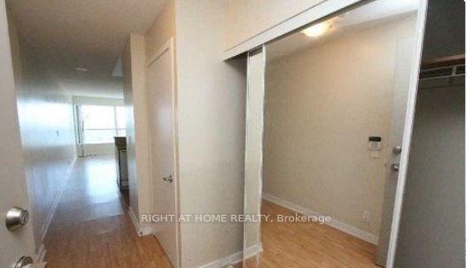 Photo 4 of Unit 2016, 36 Lee Centre Drive, Scarborough, Woburn — HOMEH