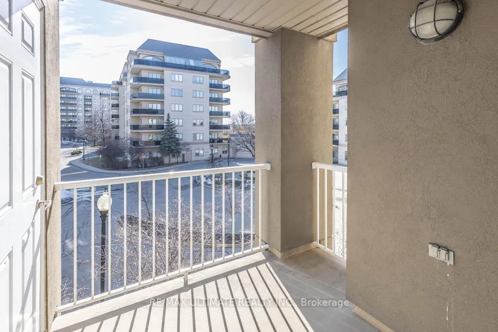 Photo 21 of Unit 3301, 4 Dayspring Circle, Brampton, Goreway Drive Corridor — HOMEH