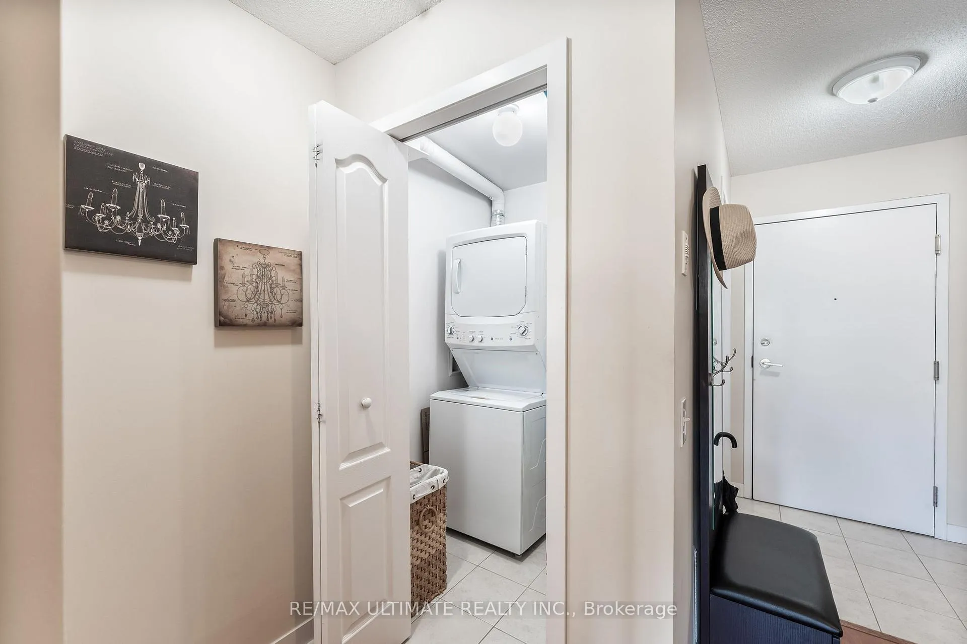 Photo 23 of Unit 3301, 4 Dayspring Circle, Brampton, Goreway Drive Corridor — HOMEH