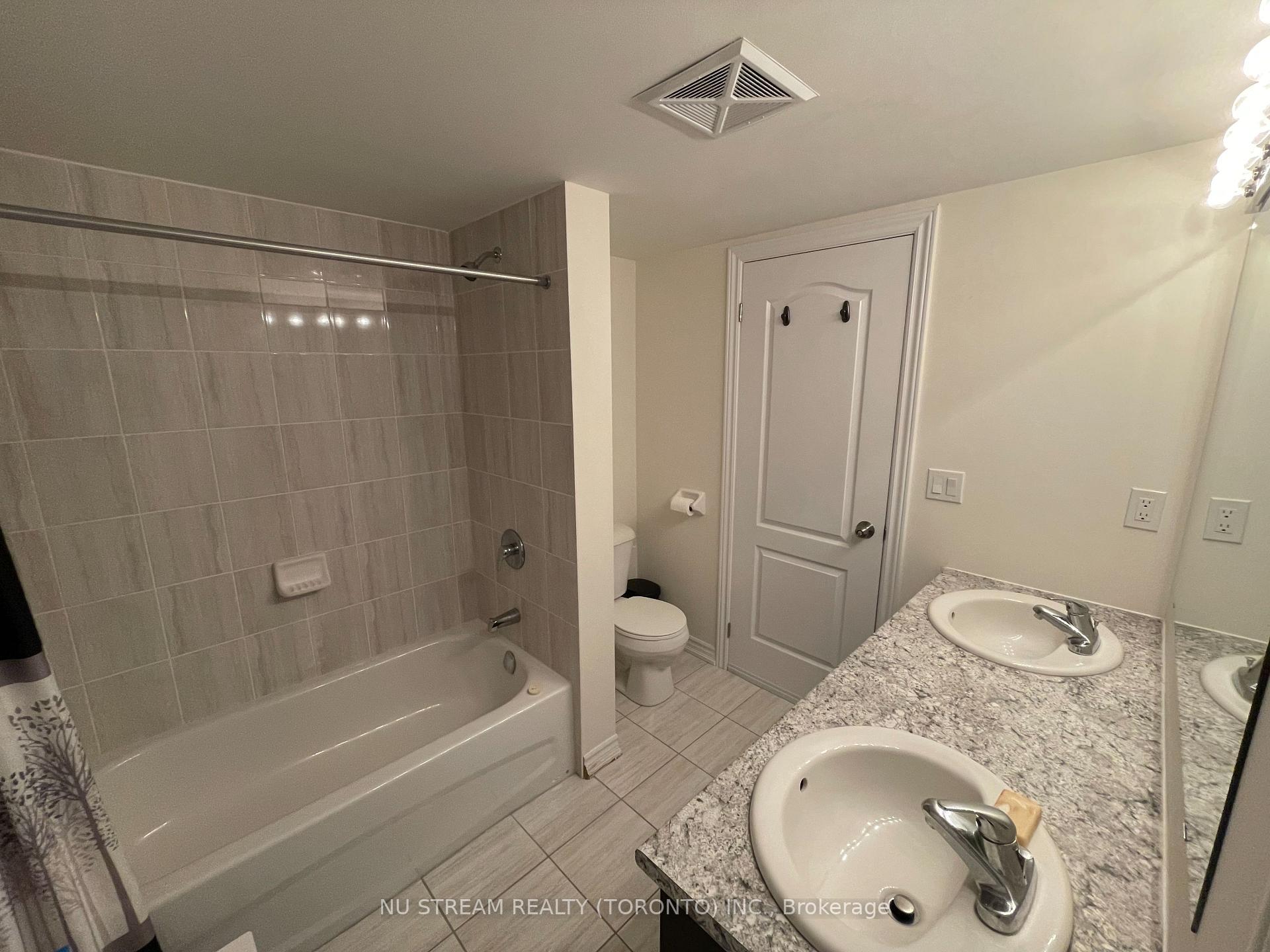 Photo 9 of Unit 18, 181 Parktree Drive, Vaughan, Maple — HOMEH