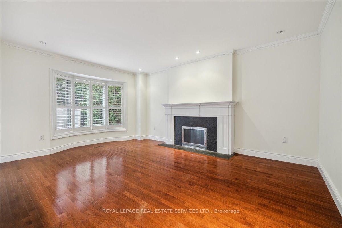 Photo 15 of 172 River Oaks Boulevard E, Oakville, River Oaks — HOMEH