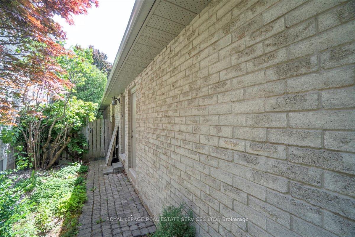 Photo 27 of 172 River Oaks Boulevard E, Oakville, River Oaks — HOMEH
