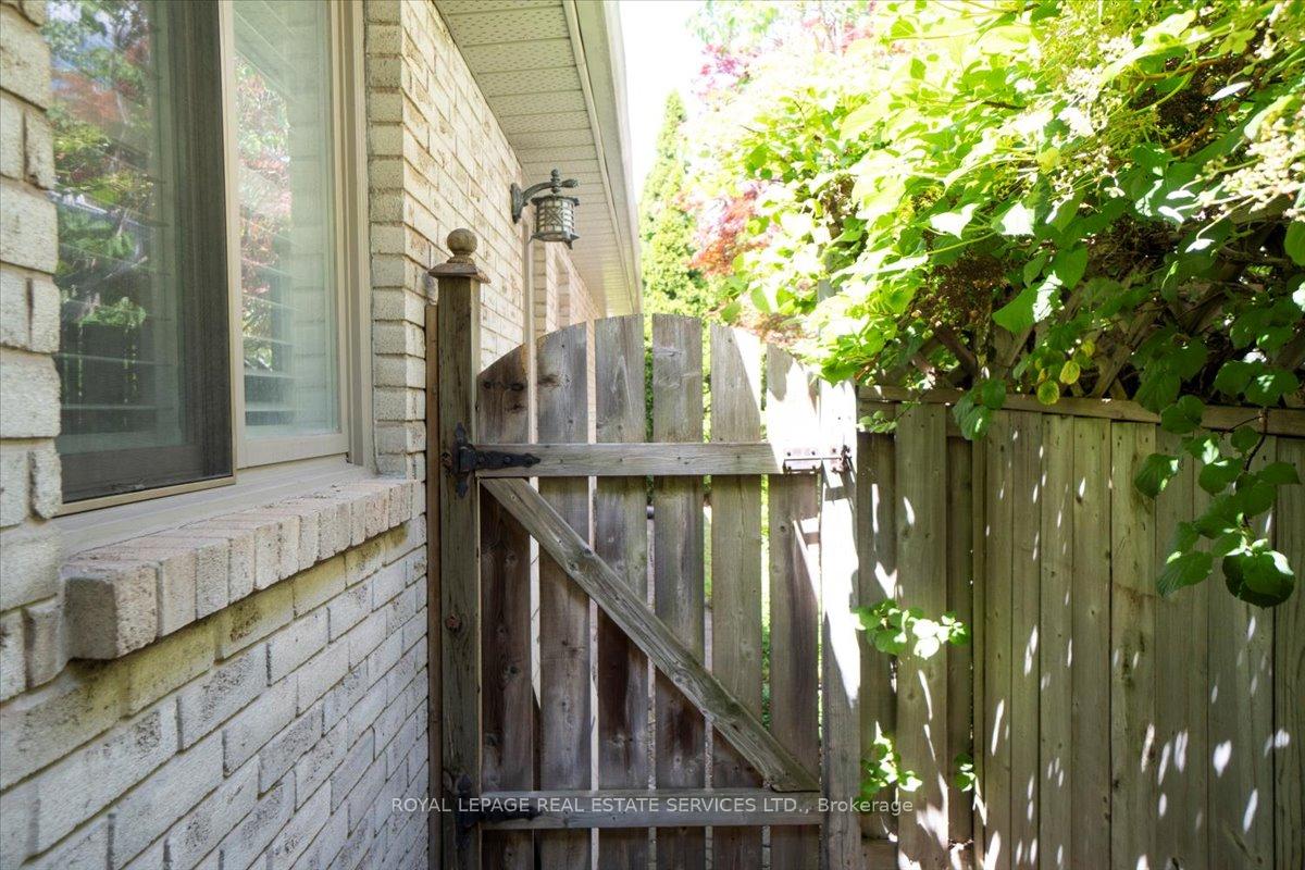 Photo 35 of 172 River Oaks Boulevard E, Oakville, River Oaks — HOMEH