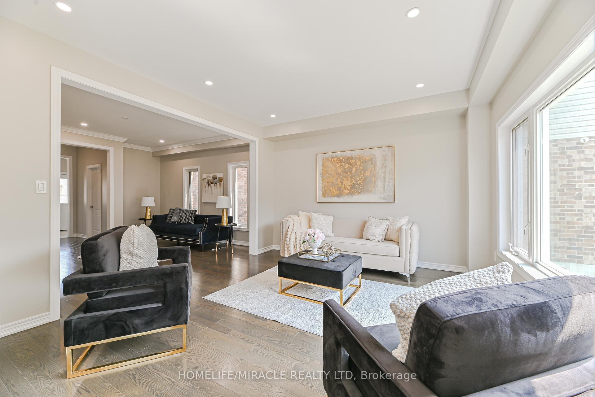 Photo 12 of 24 Weatherall Avenue, Cambridge, Preston Heights — HOMEH