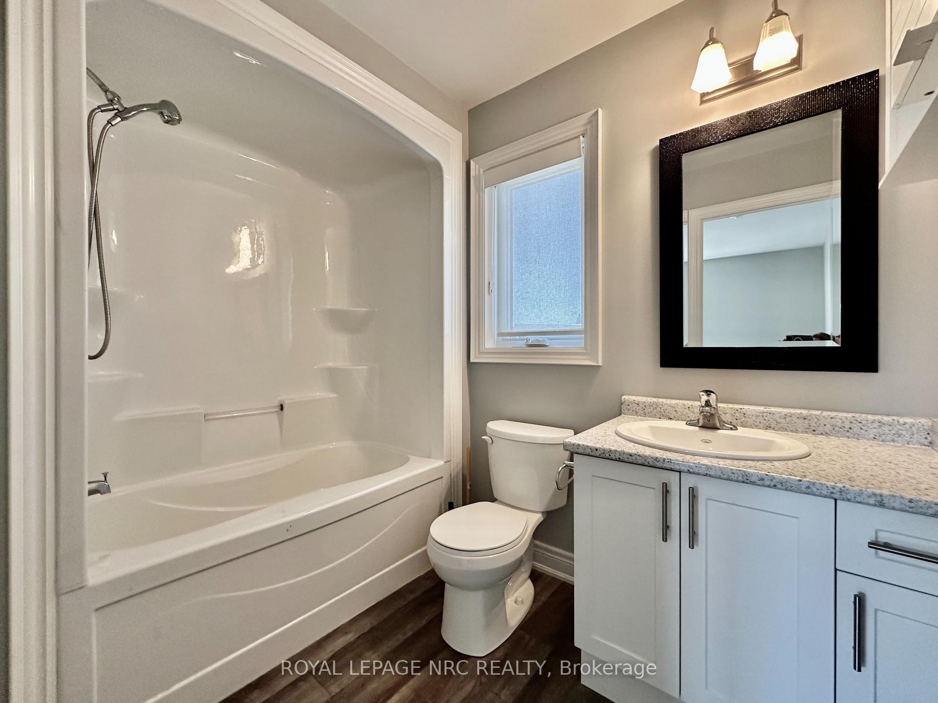 Photo 10 of Unit UPPER, 1 Abbot Street, St. Catharines, Oakdale — HOMEH