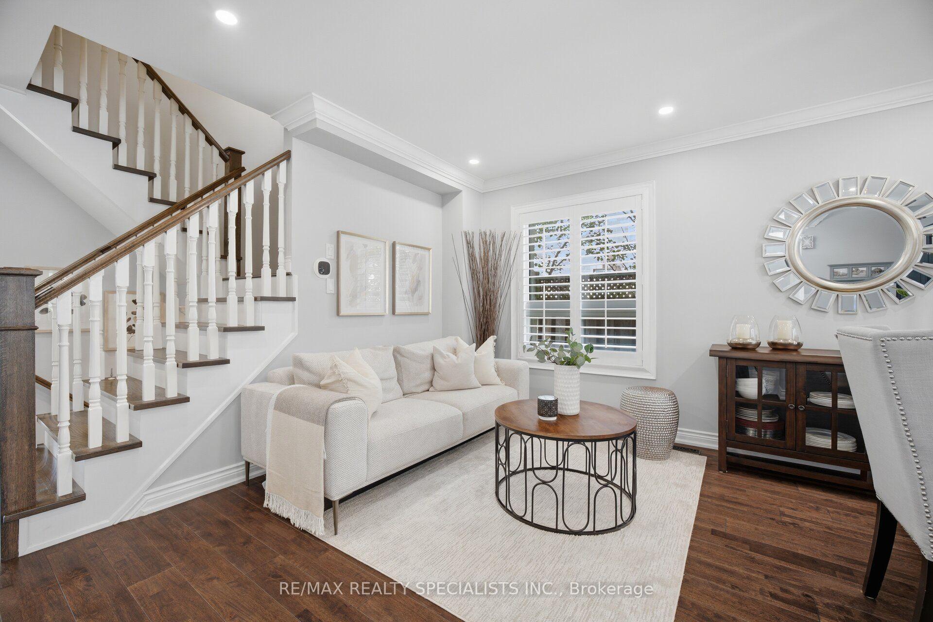 Photo 8 of 2150 Jardine Crescent, Burlington, Orchard — HOMEH