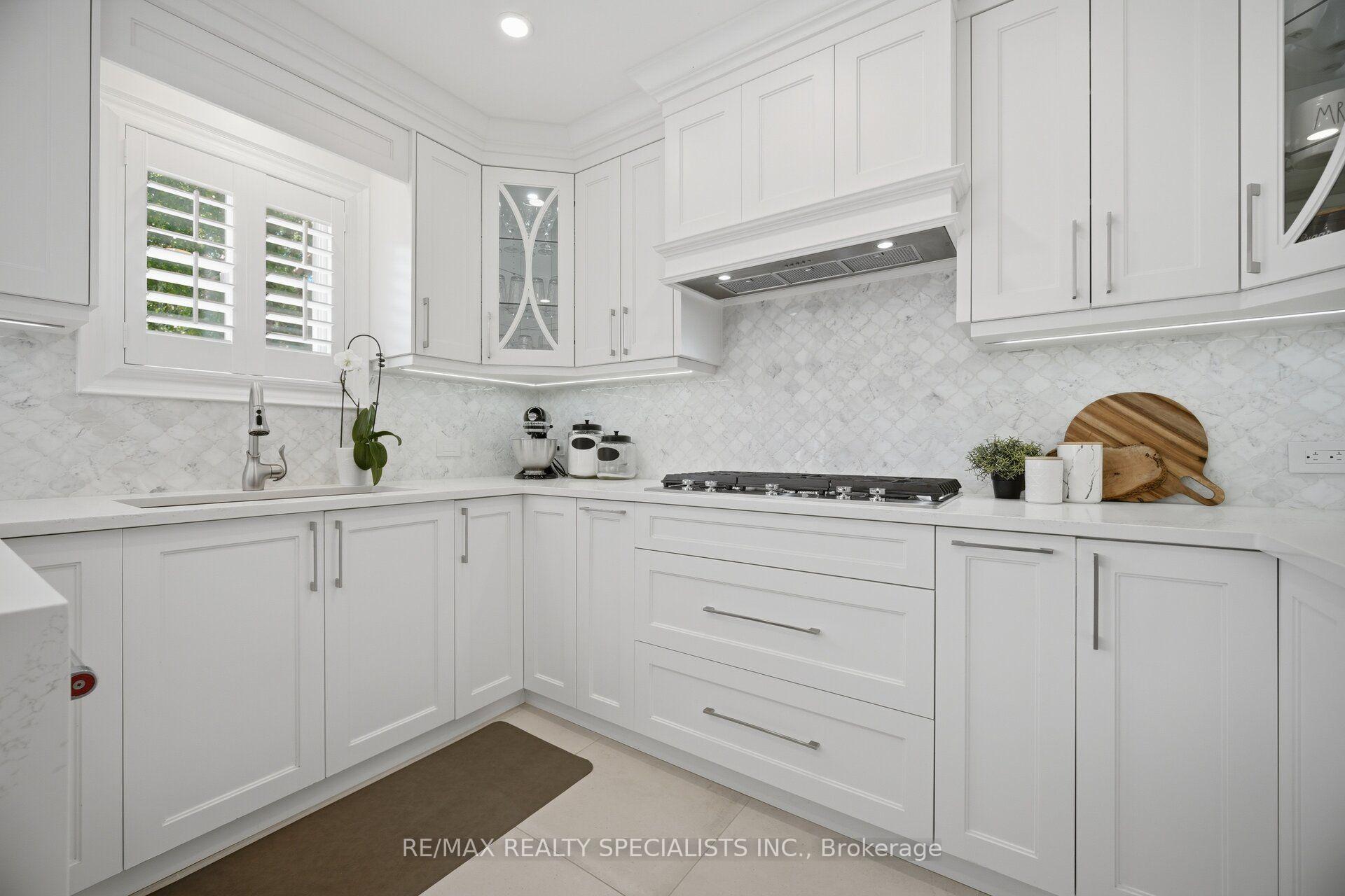 Photo 10 of 2150 Jardine Crescent, Burlington, Orchard — HOMEH