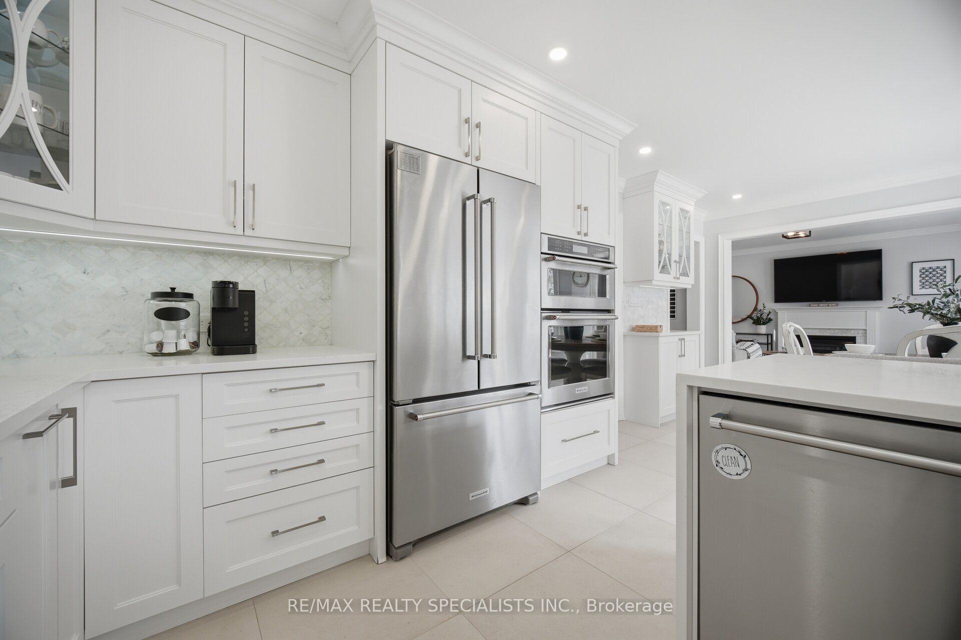 Photo 11 of 2150 Jardine Crescent, Burlington, Orchard — HOMEH