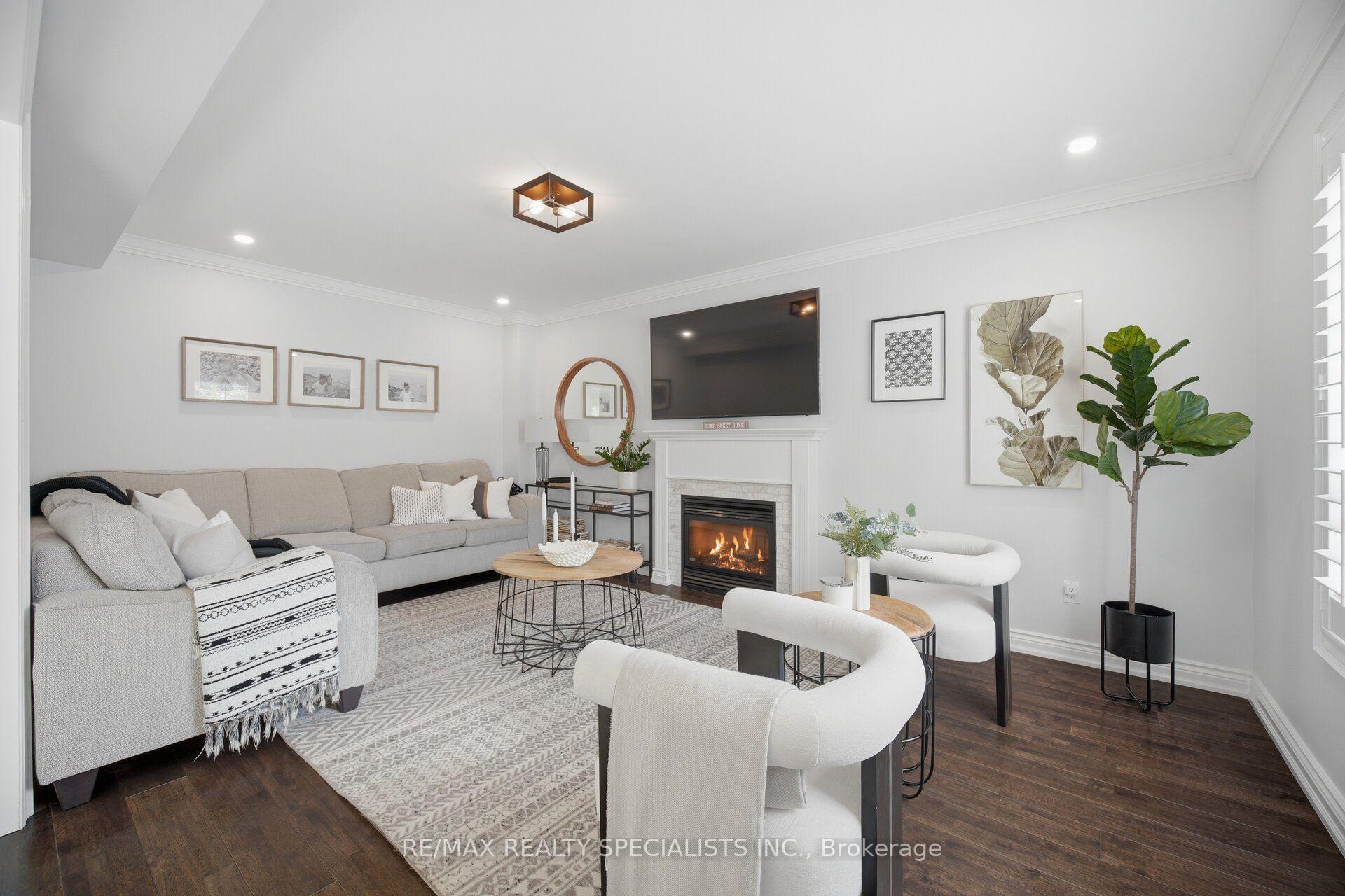 Photo 14 of 2150 Jardine Crescent, Burlington, Orchard — HOMEH