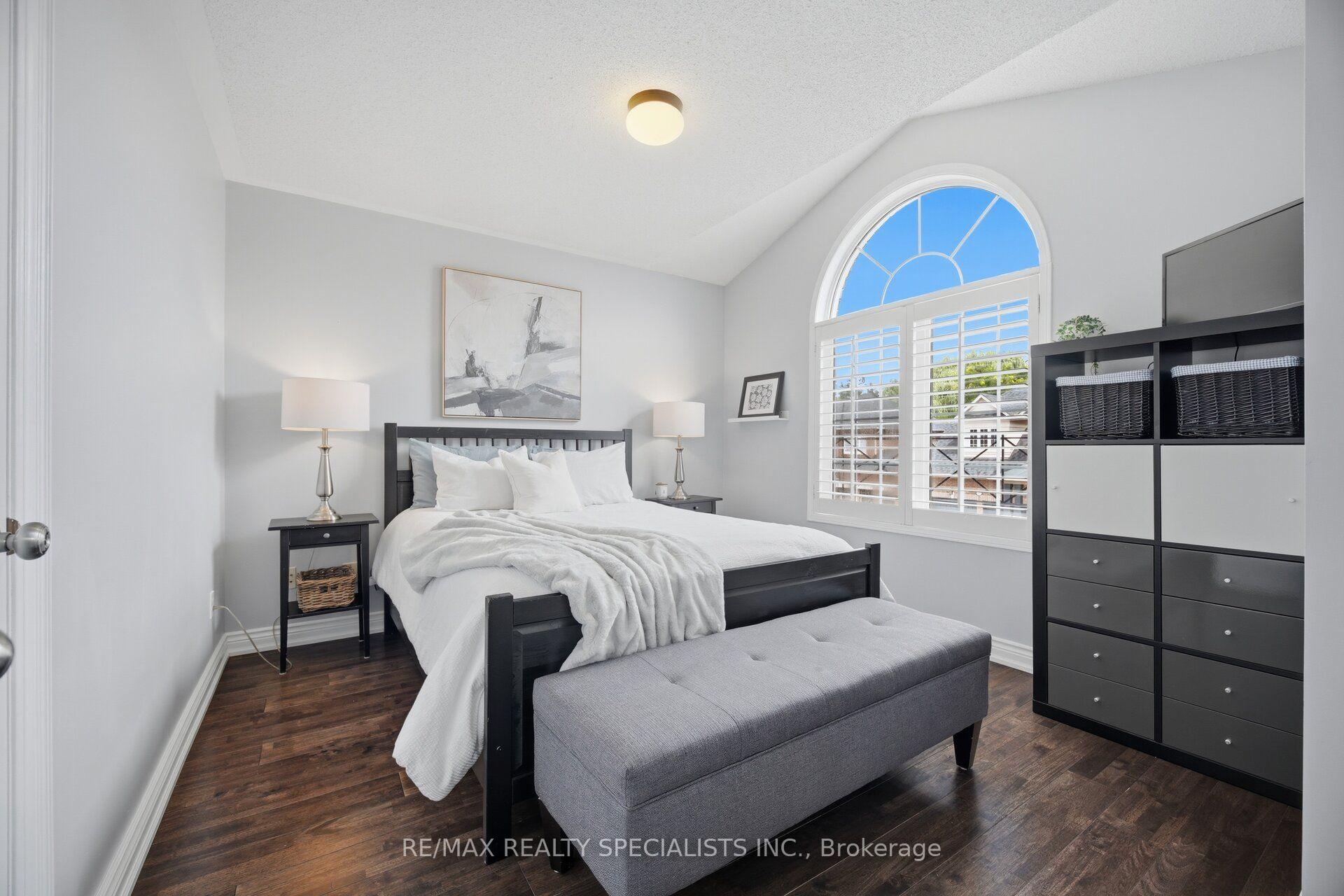 Photo 22 of 2150 Jardine Crescent, Burlington, Orchard — HOMEH