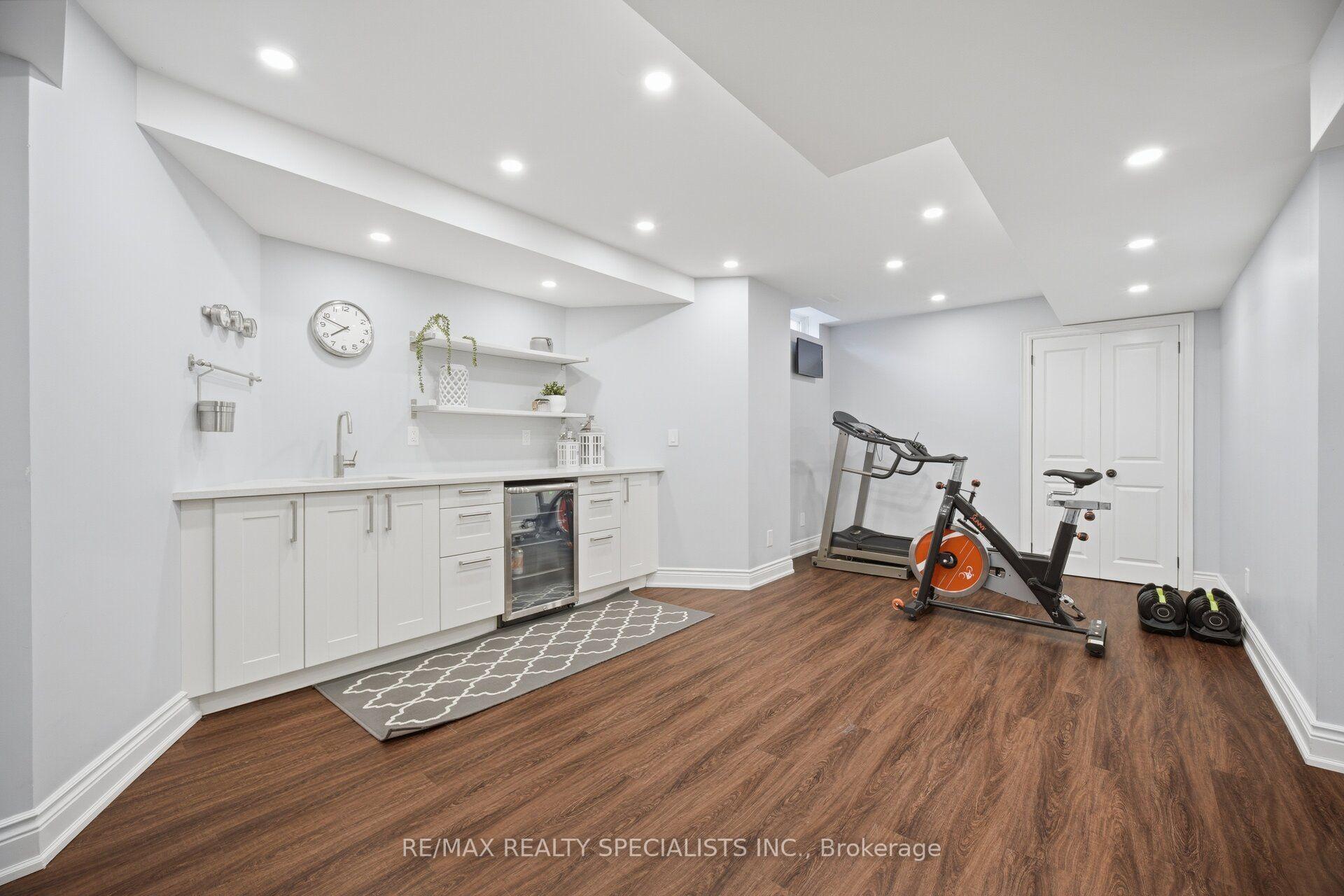 Photo 27 of 2150 Jardine Crescent, Burlington, Orchard — HOMEH