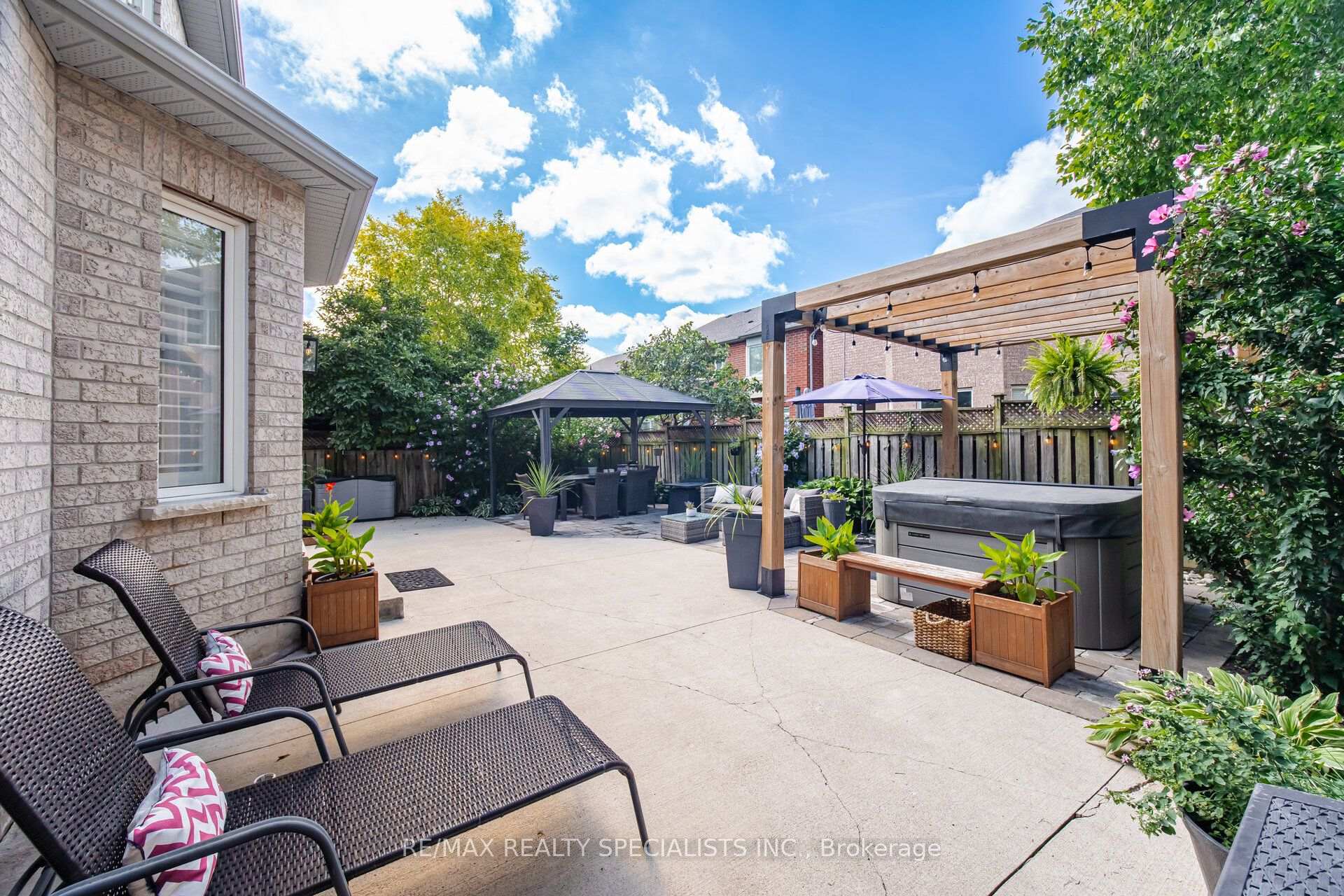 Photo 31 of 2150 Jardine Crescent, Burlington, Orchard — HOMEH