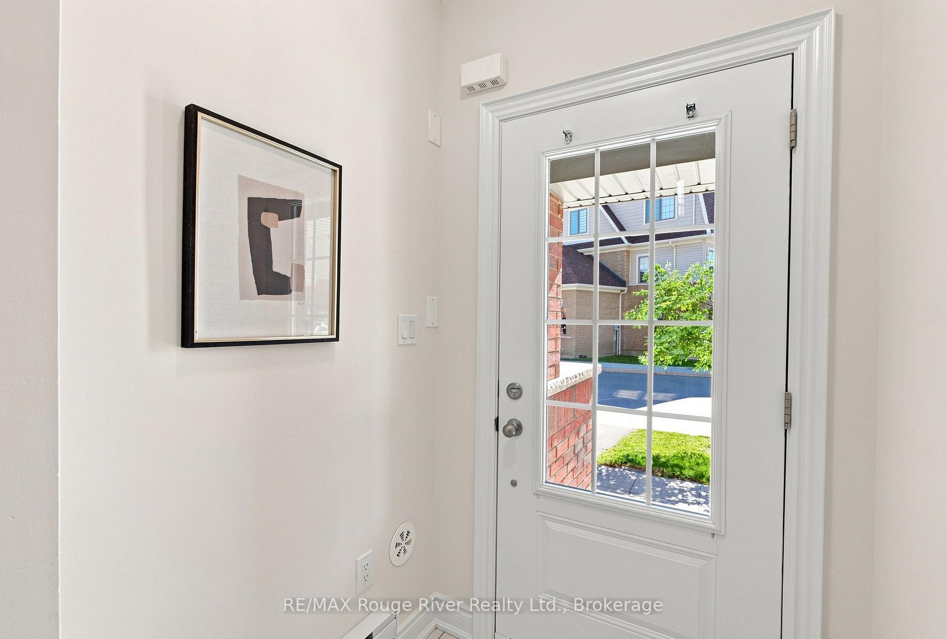 Photo 2 of 2607 Magdalen Path W, Oshawa, Windfields — HOMEH