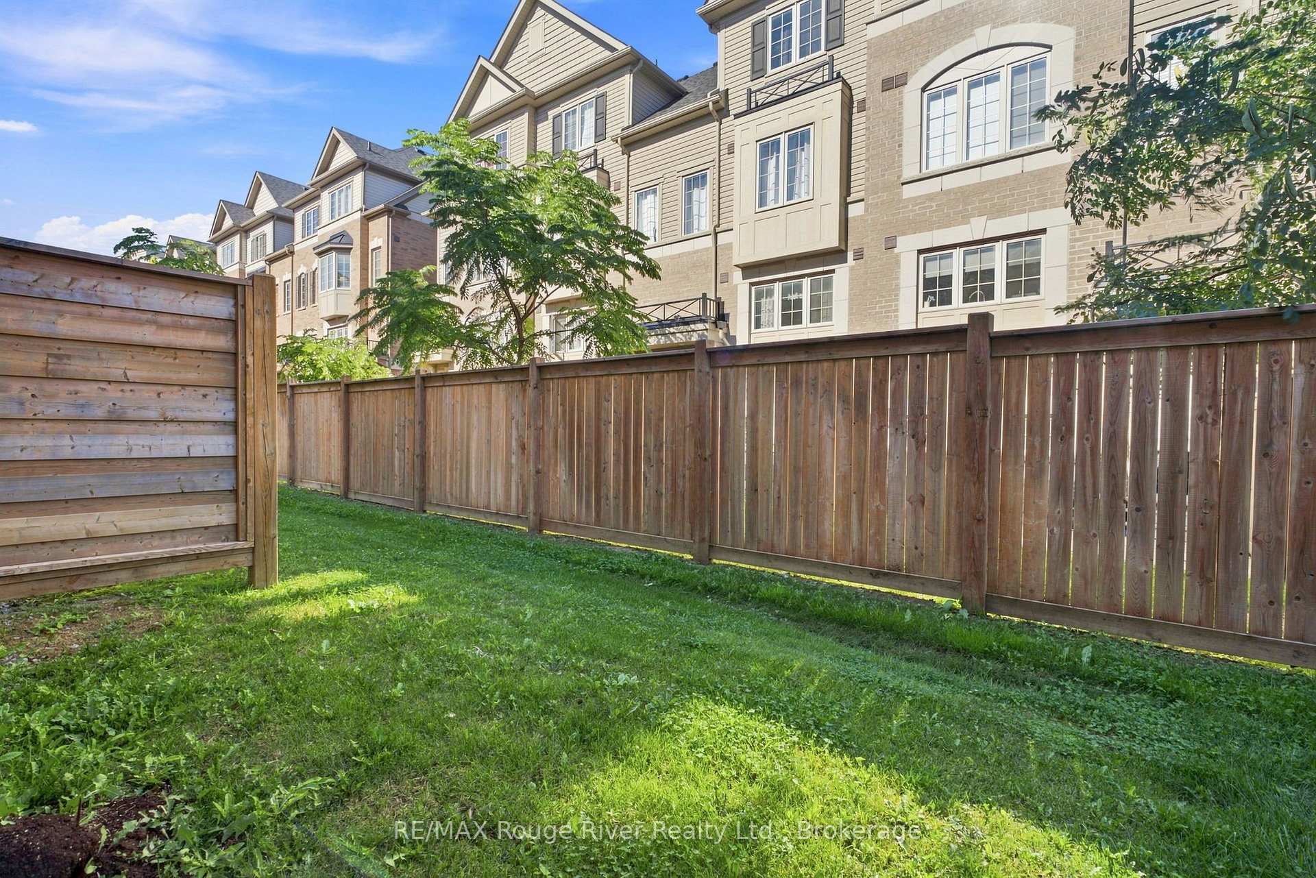 Photo 47 of 2607 Magdalen Path W, Oshawa, Windfields — HOMEH
