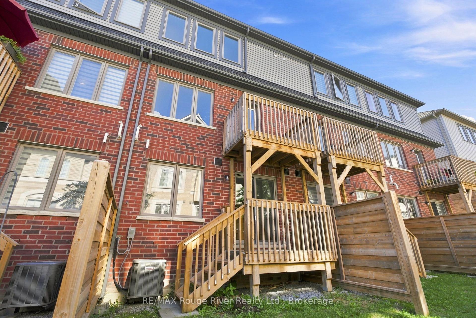 Photo 48 of 2607 Magdalen Path W, Oshawa, Windfields — HOMEH
