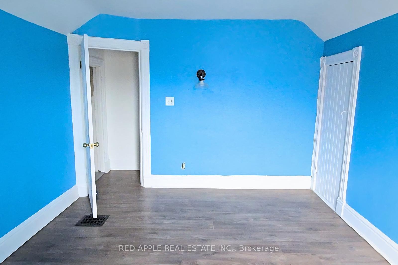 Photo 21 of 546 Dufferin Street, Toronto, Little Portugal — HOMEH