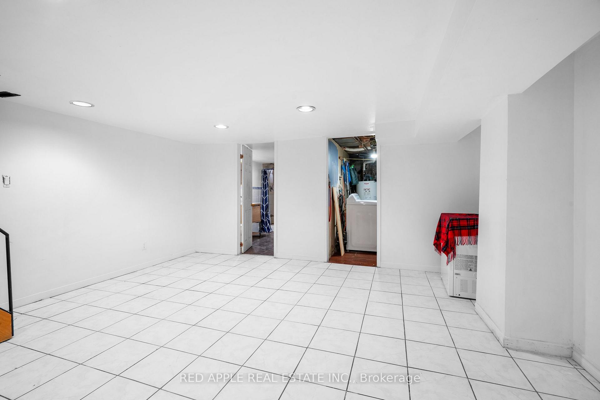 Photo 22 of 546 Dufferin Street, Toronto, Little Portugal — HOMEH