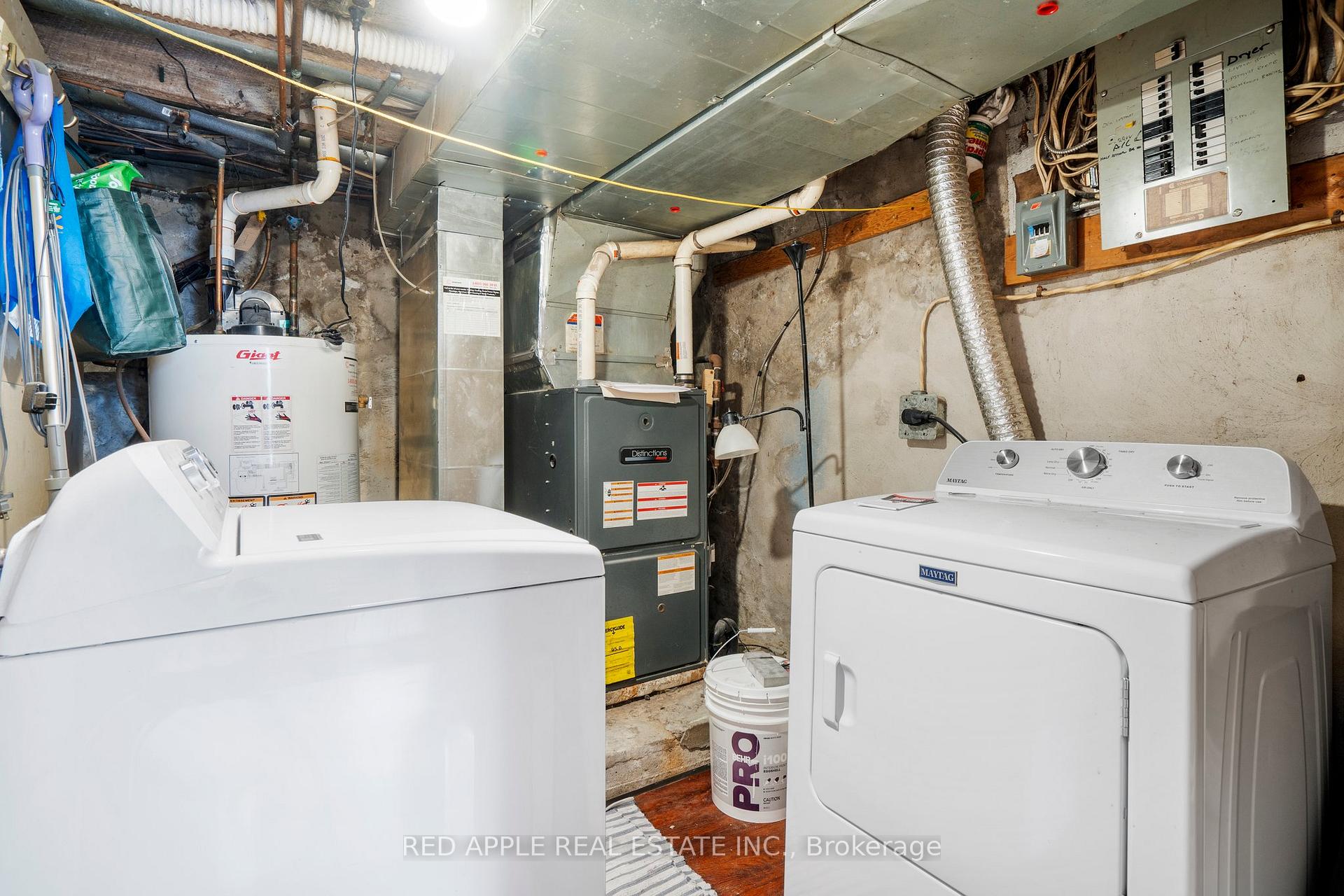 Photo 25 of 546 Dufferin Street, Toronto, Little Portugal — HOMEH